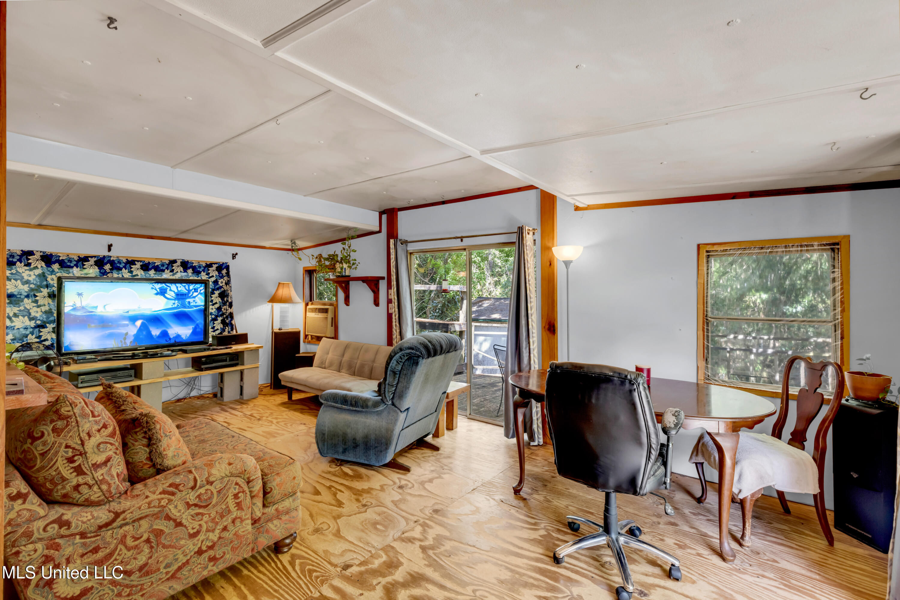 2844 Flounder Circle