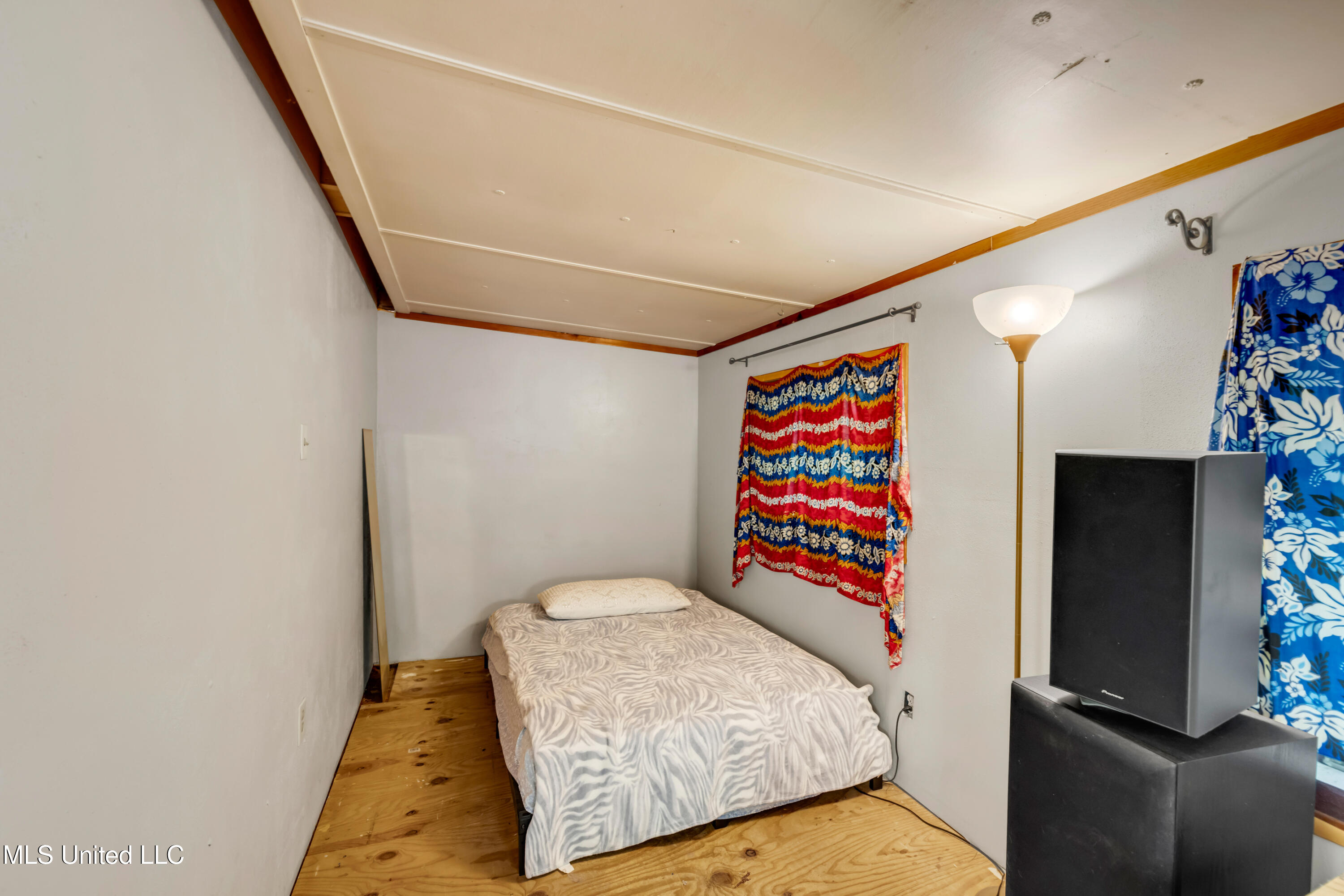 2844 Flounder Circle