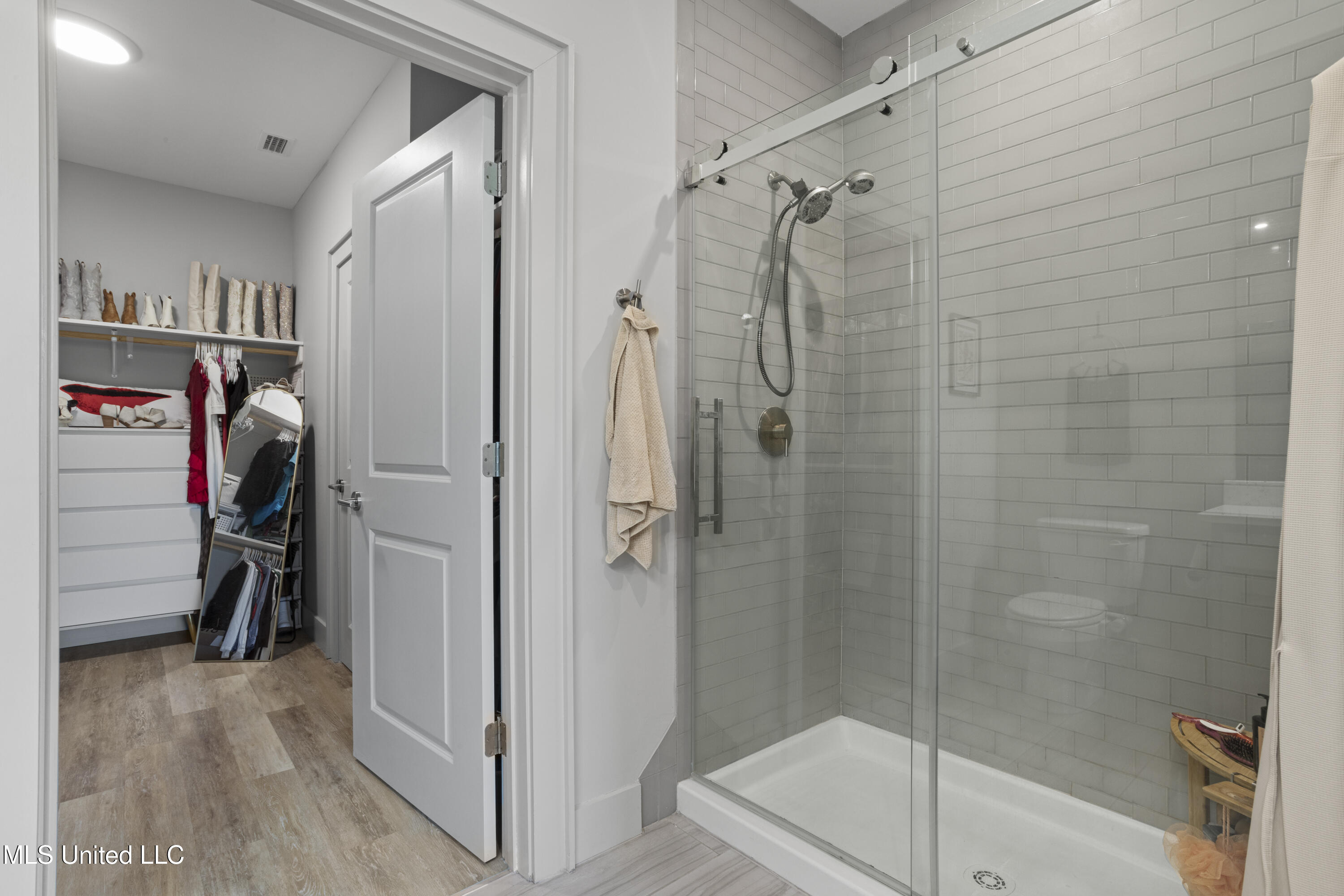 2501 Bienville Boulevard, 531