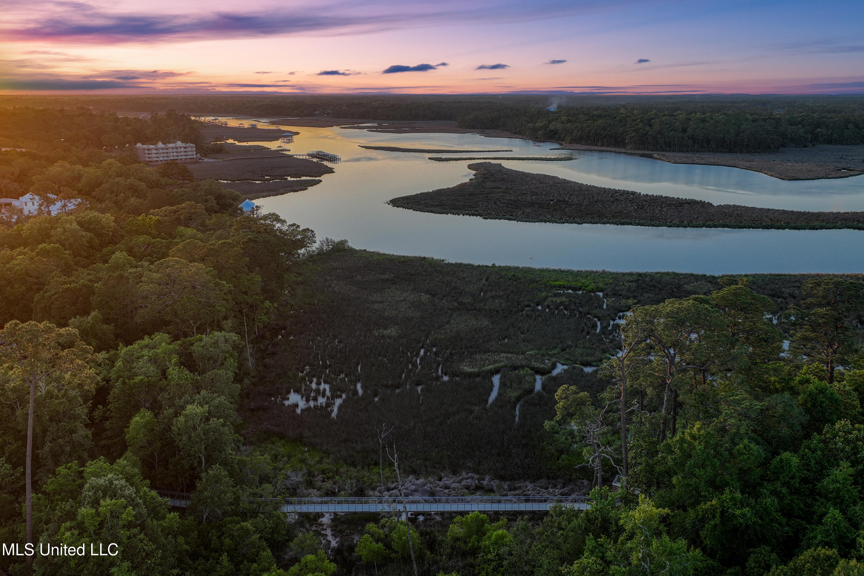 2501 Bienville Boulevard, 531