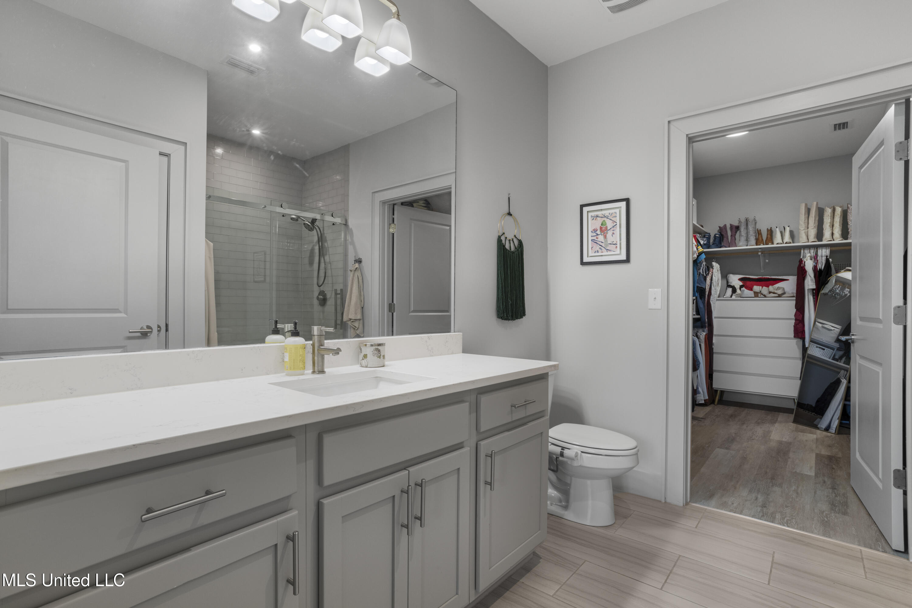 2501 Bienville Boulevard, 531