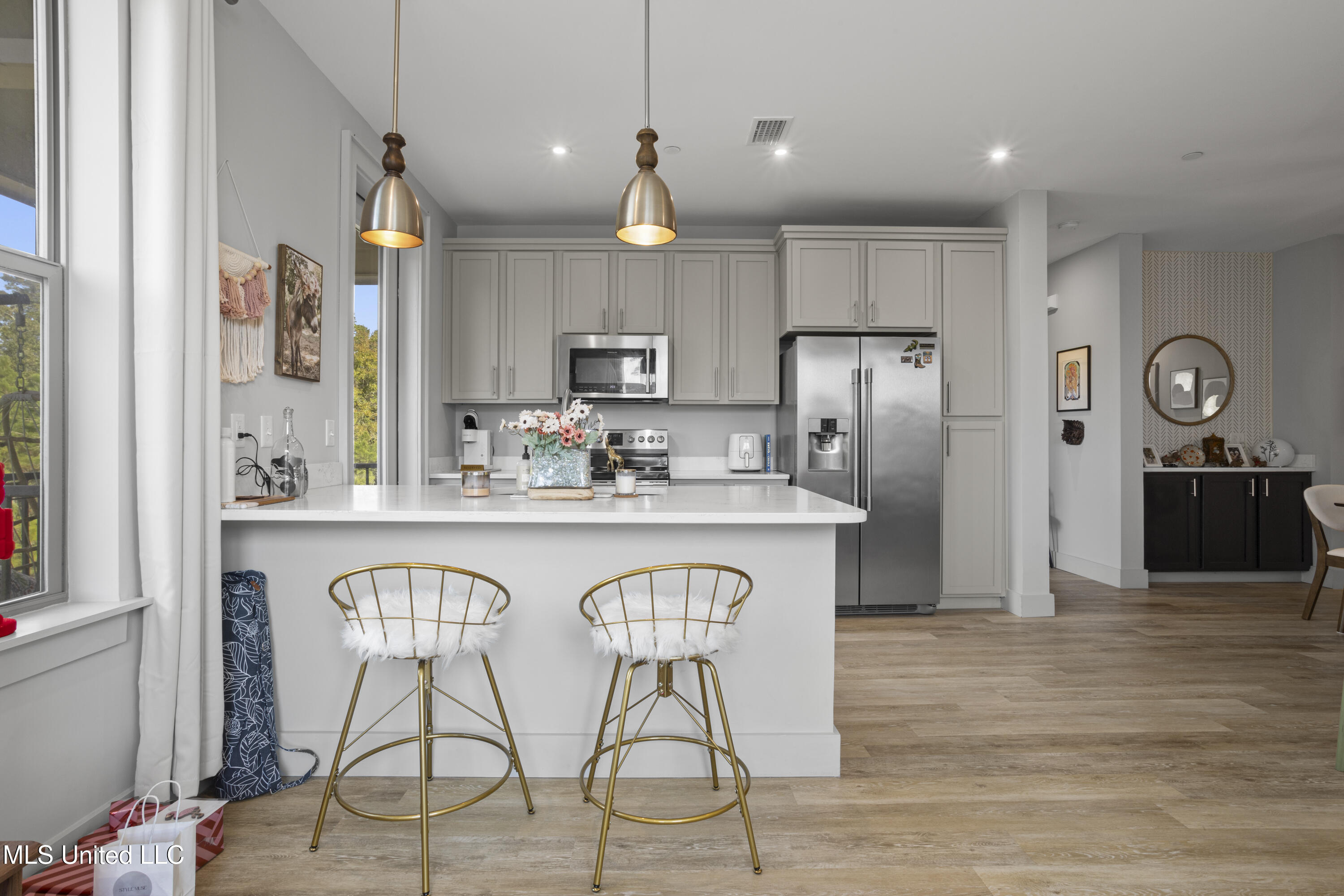 2501 Bienville Boulevard, 531