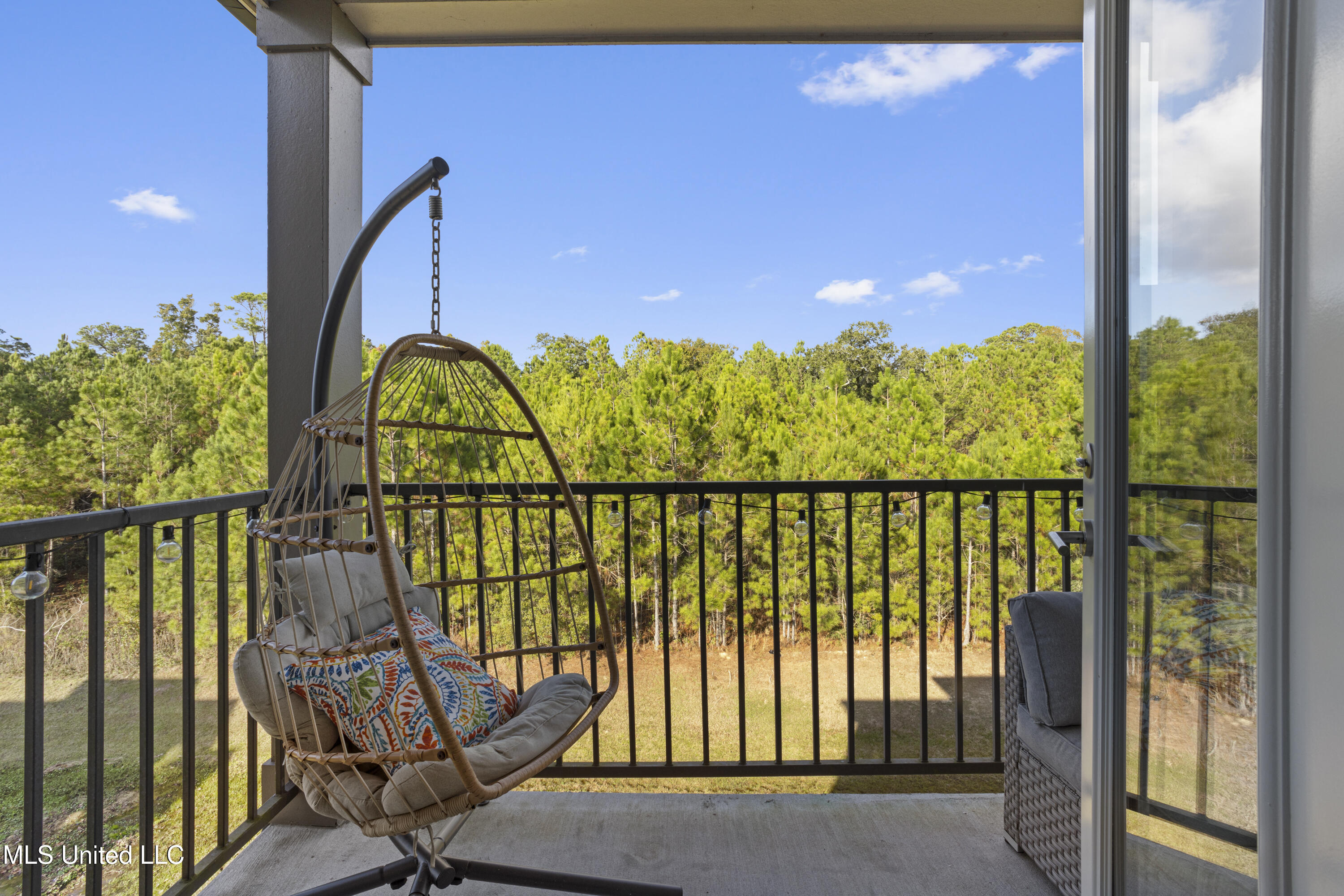 2501 Bienville Boulevard, 531