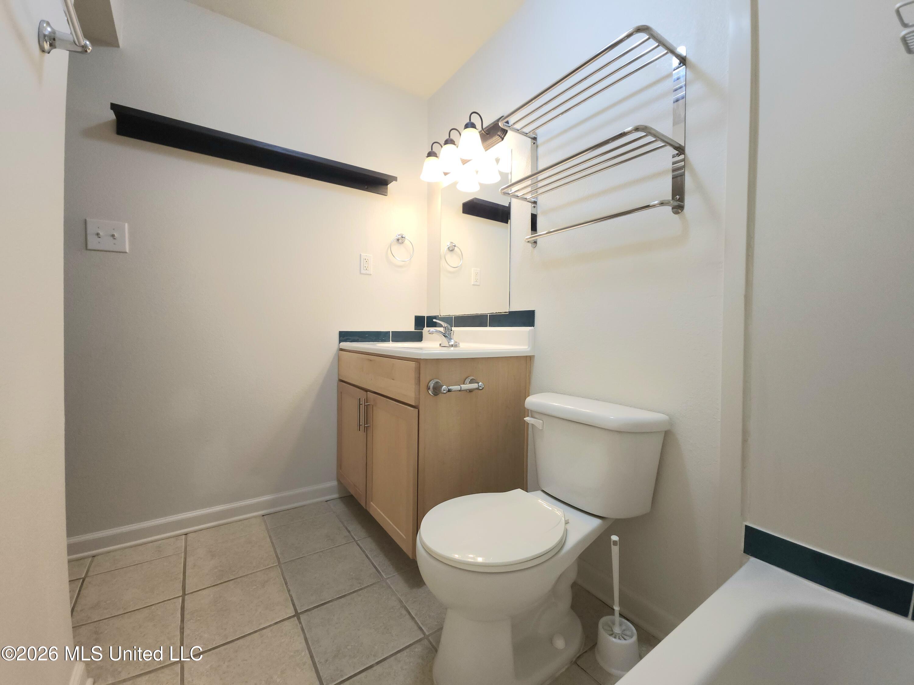 3230 Cumberland Road, 42