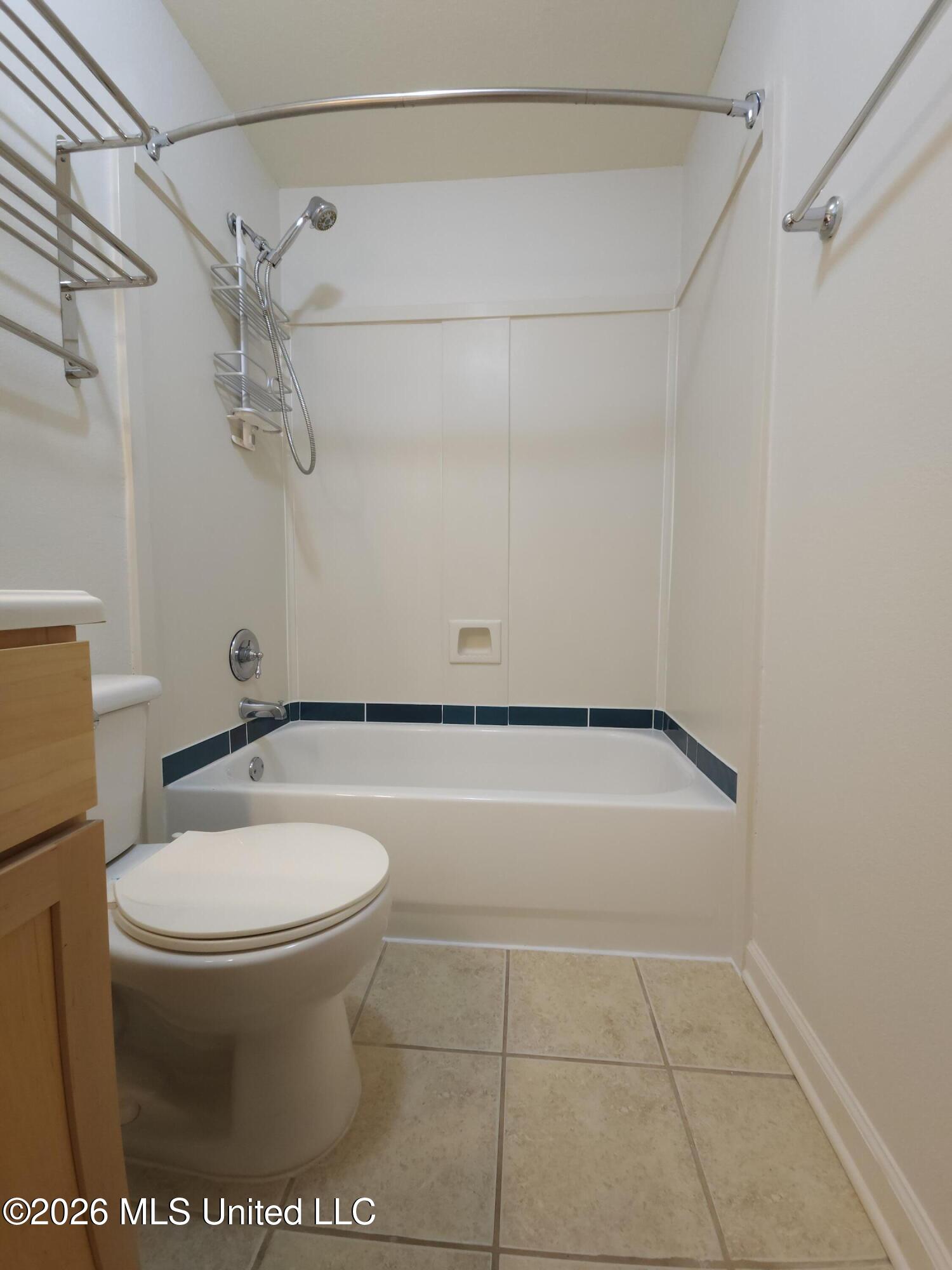 3230 Cumberland Road, 42