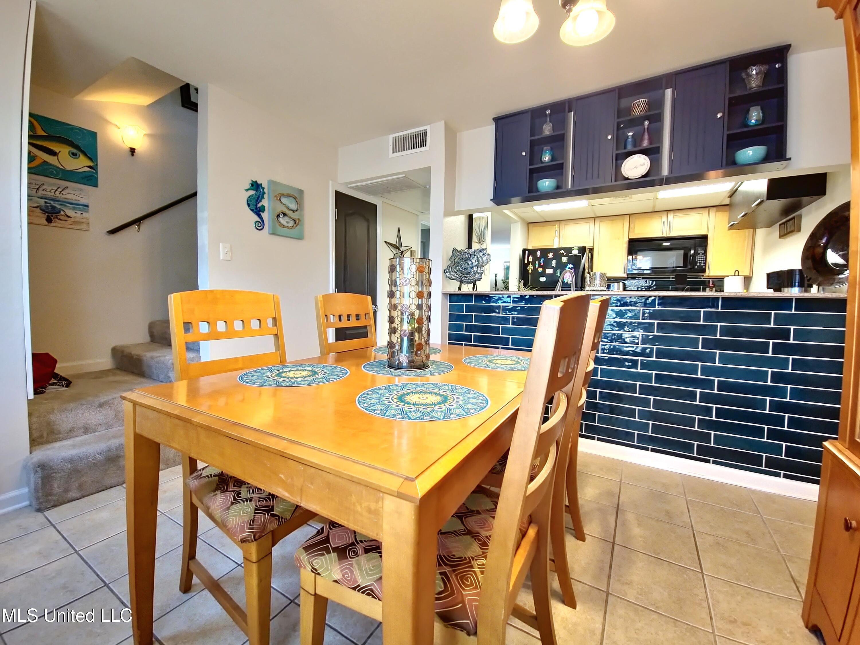 3230 Cumberland Road, 42