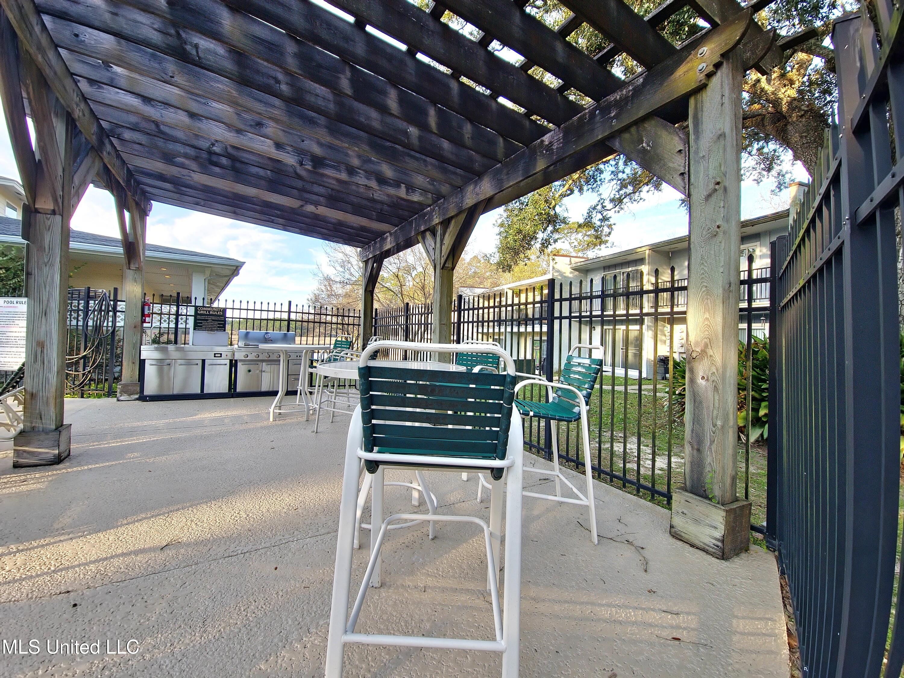 3230 Cumberland Road, 42