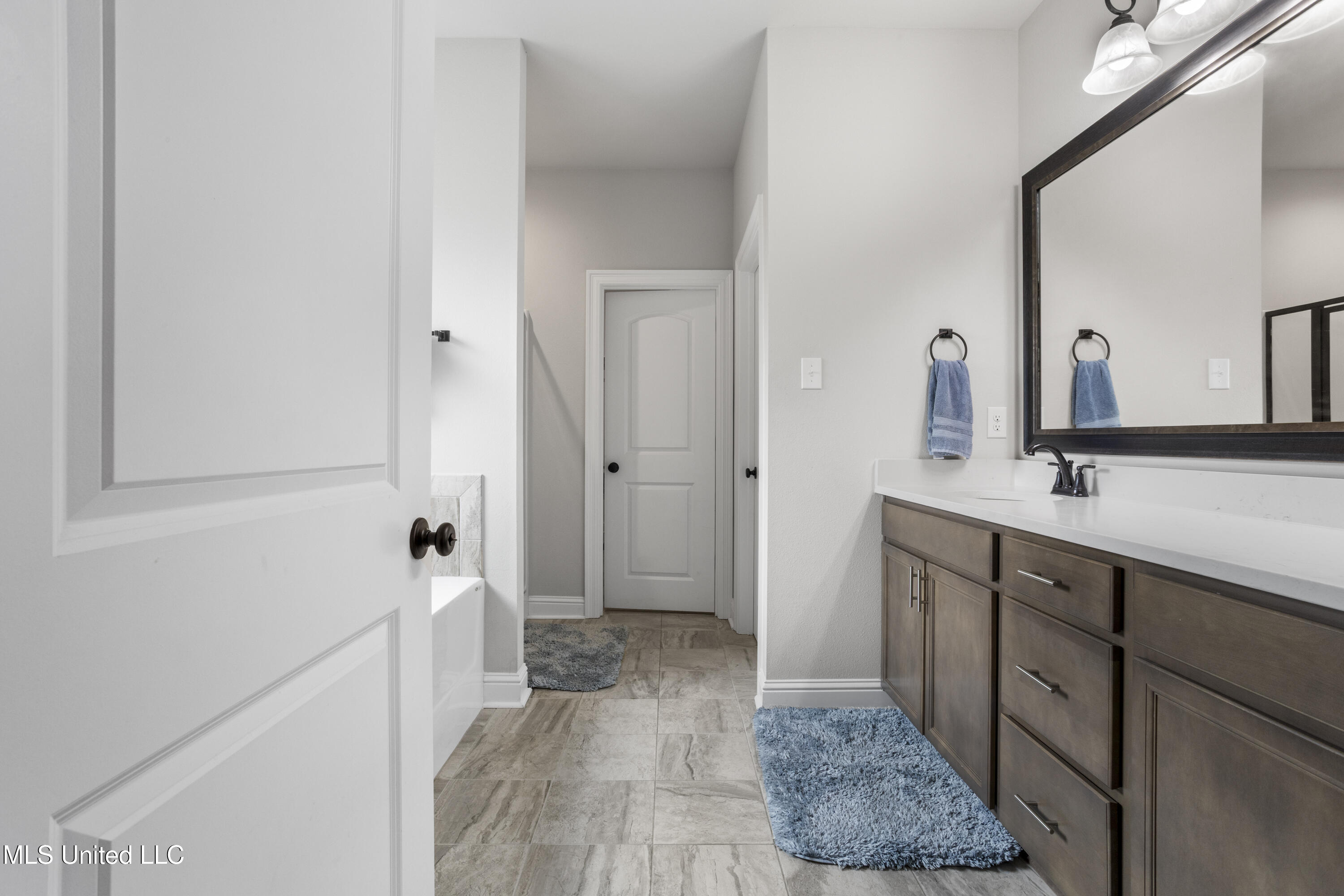 16519 Millsaps Avenue