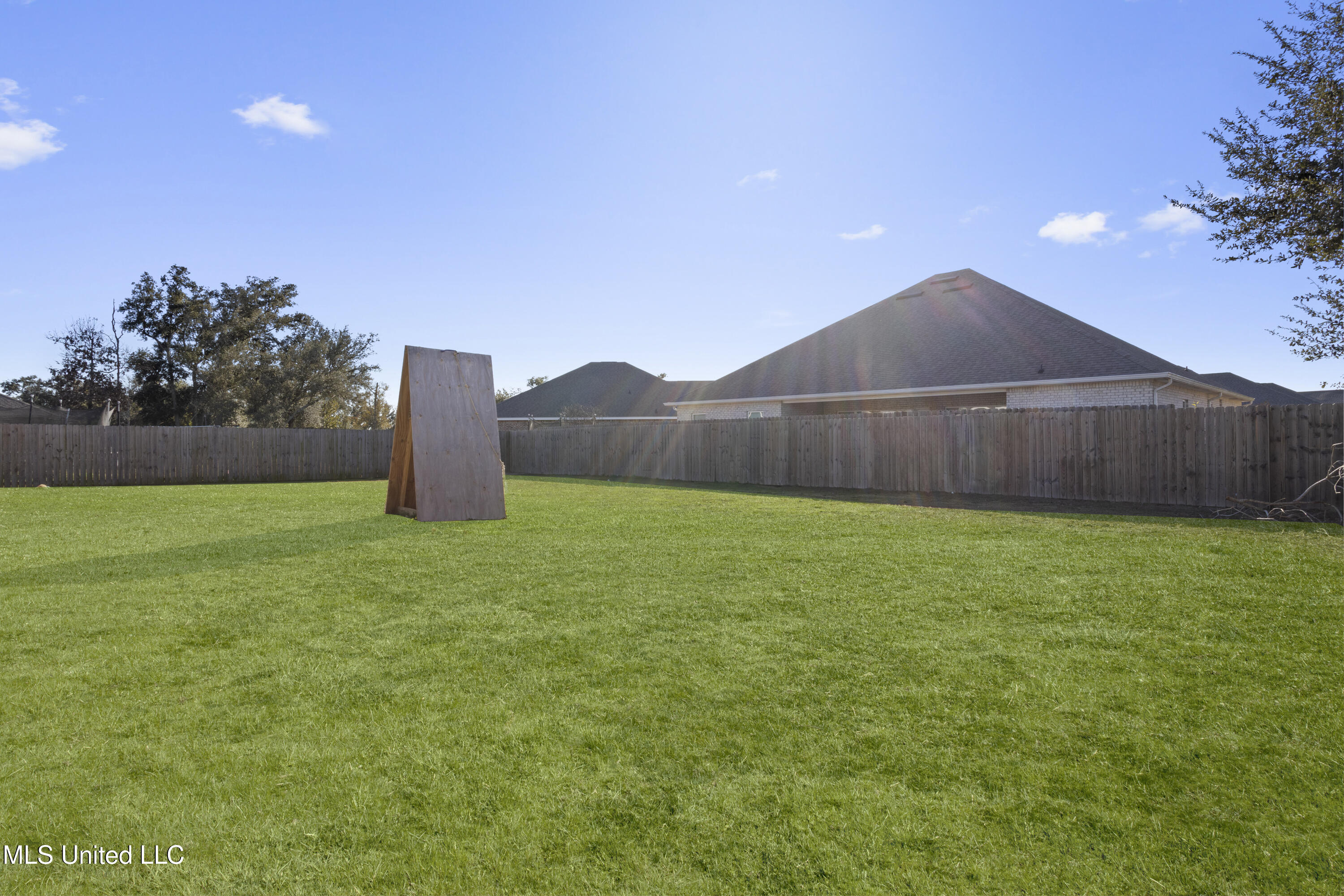 144 Saltmeadow Circle