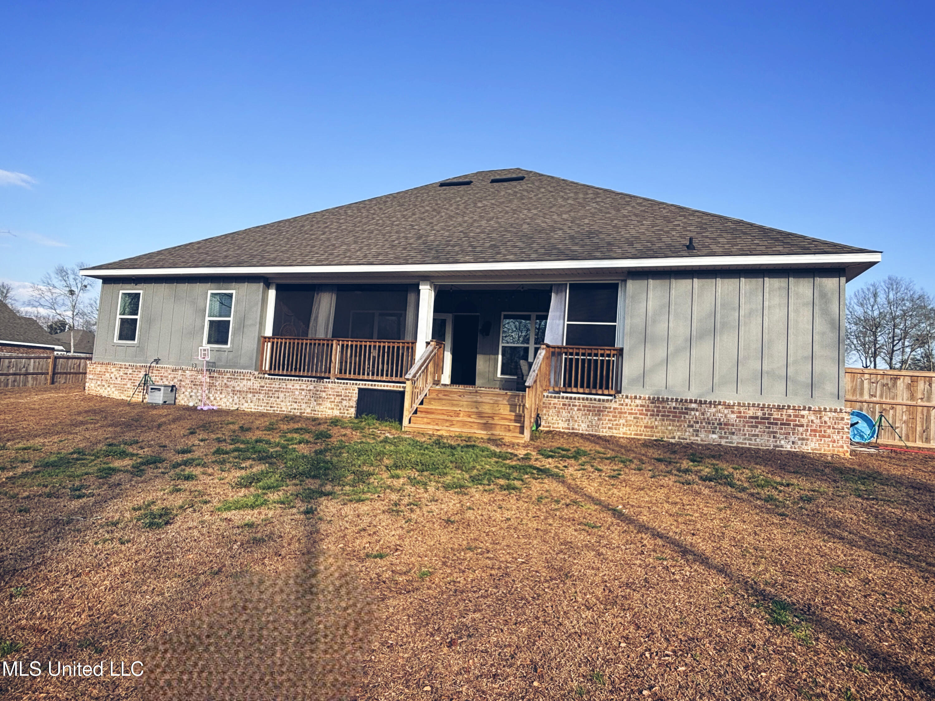 19040 Harrington Circle