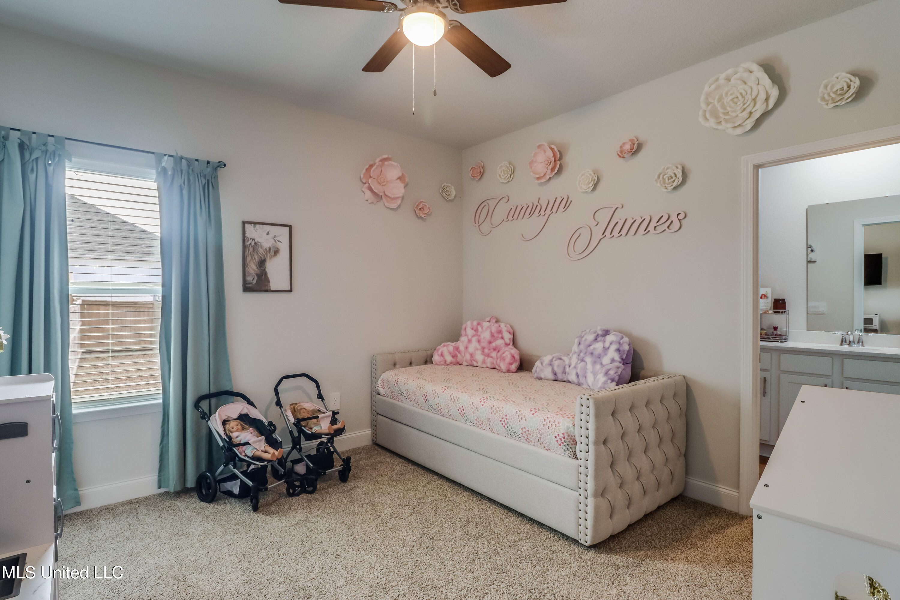 19040 Harrington Circle