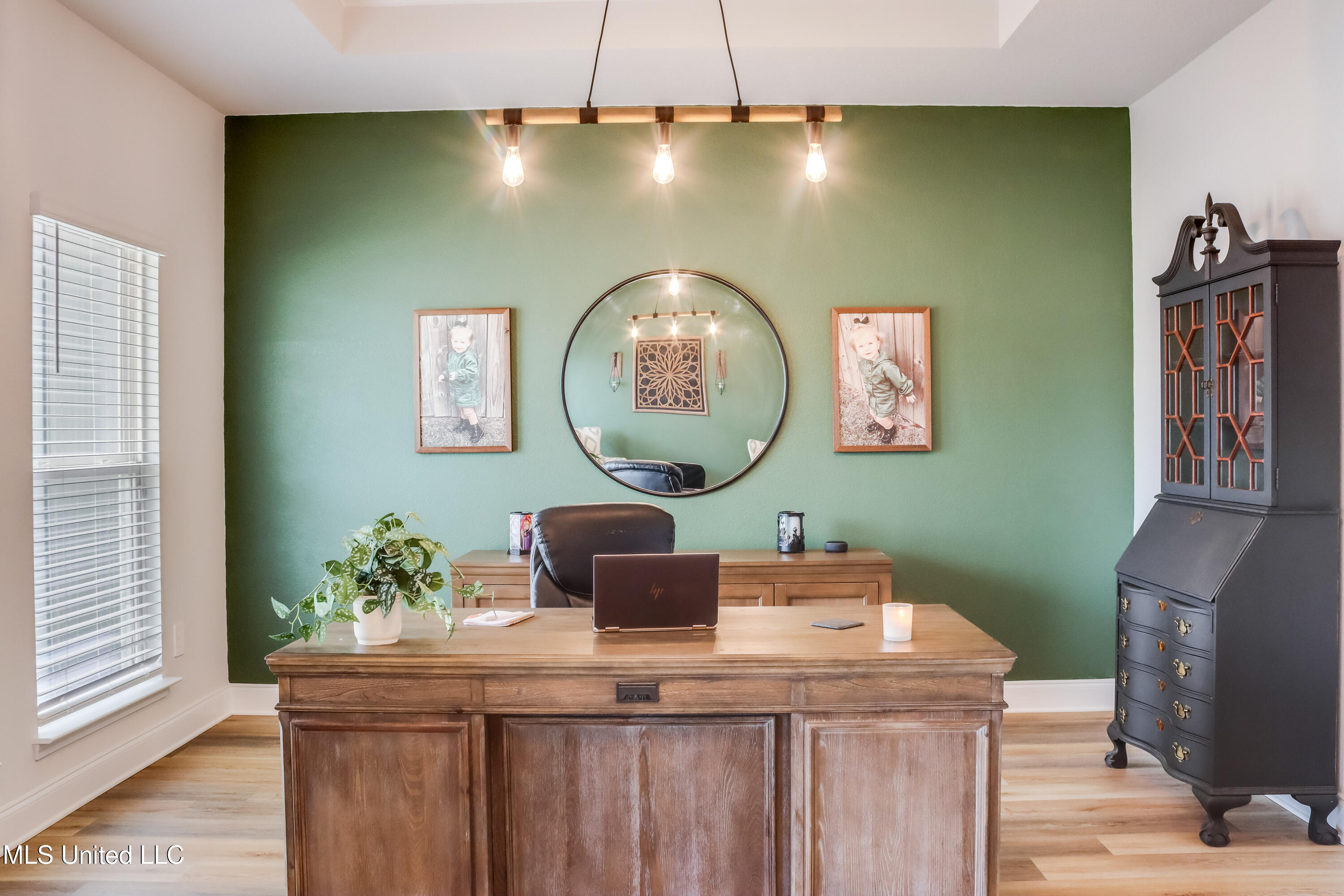 19040 Harrington Circle