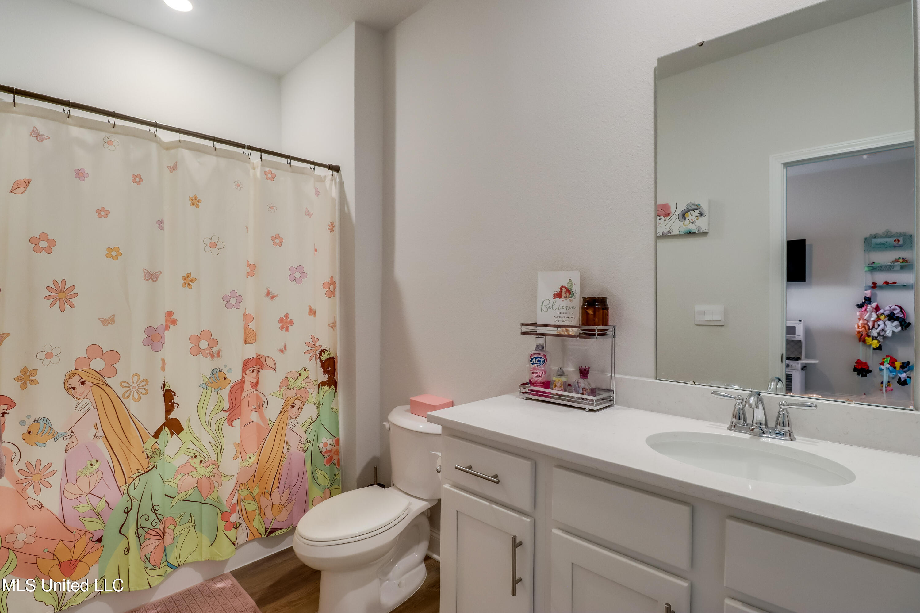 19040 Harrington Circle