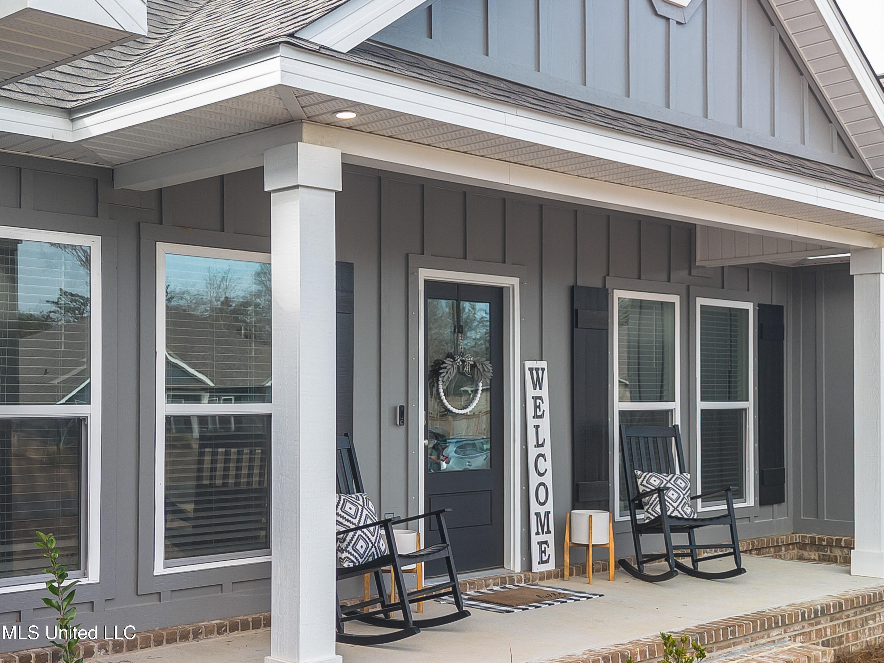 19040 Harrington Circle