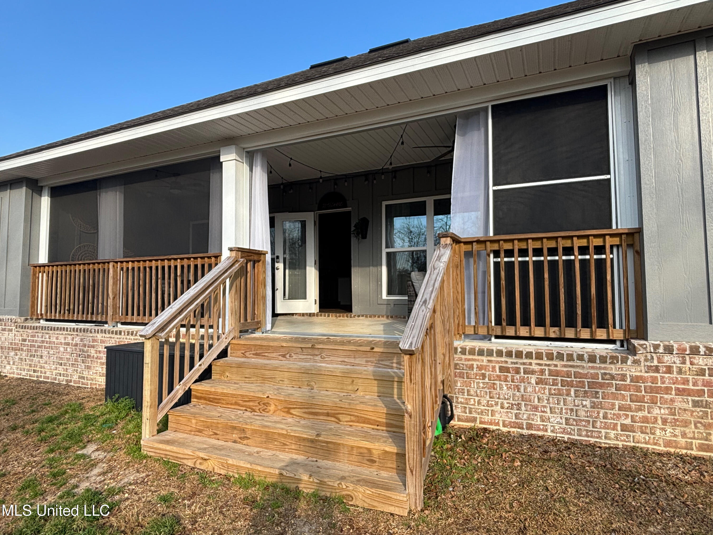 19040 Harrington Circle
