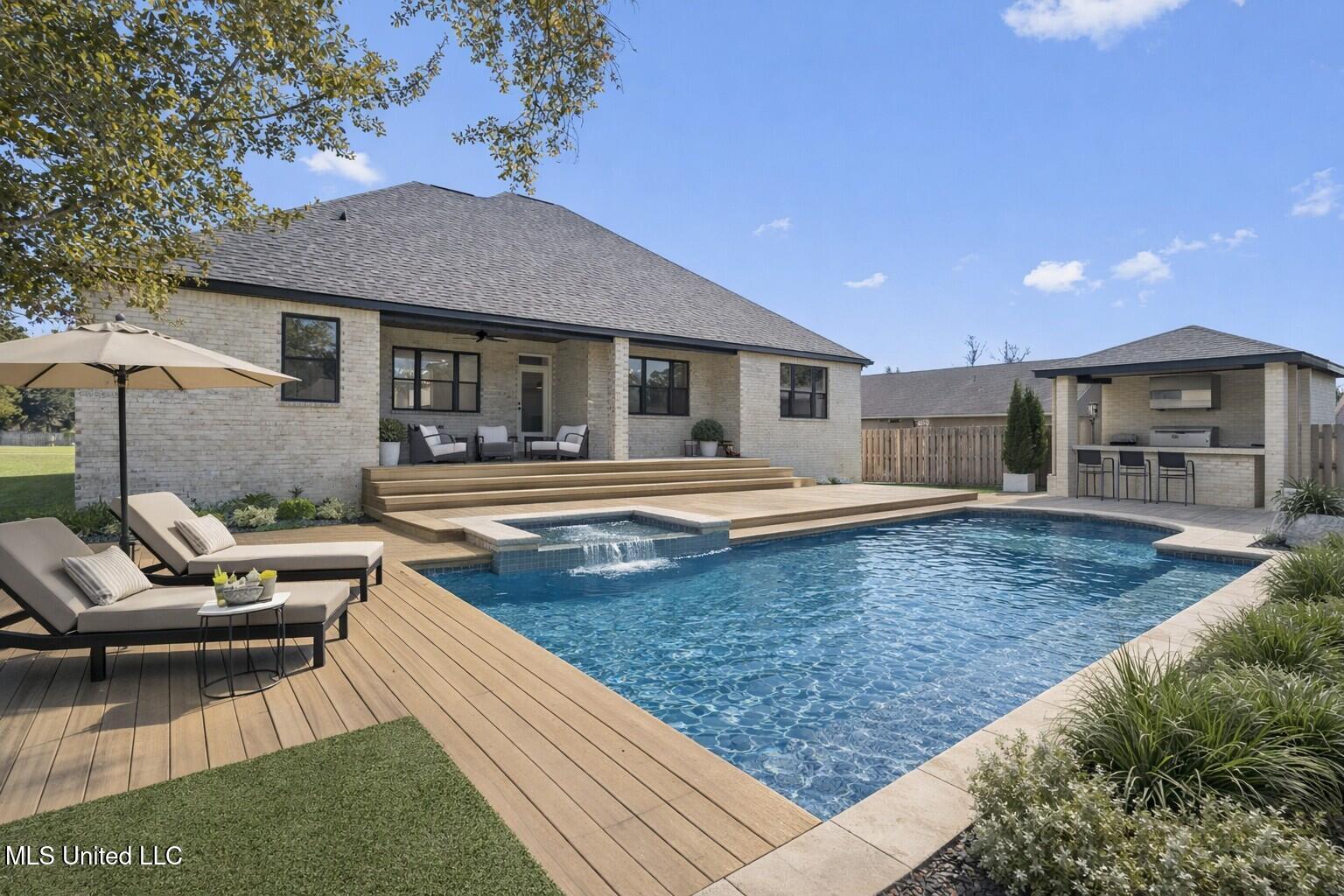 620 Old Savannah Drive