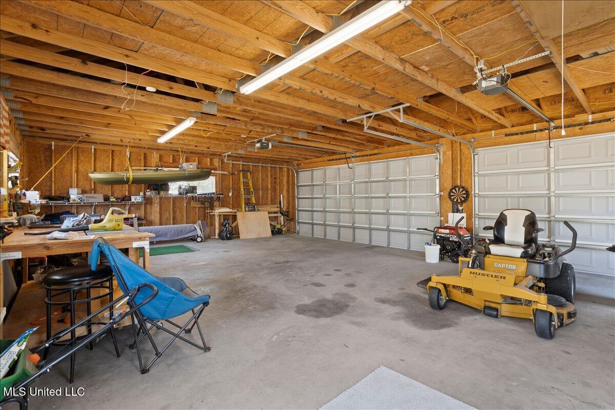 14301 Wolf Run Boulevard