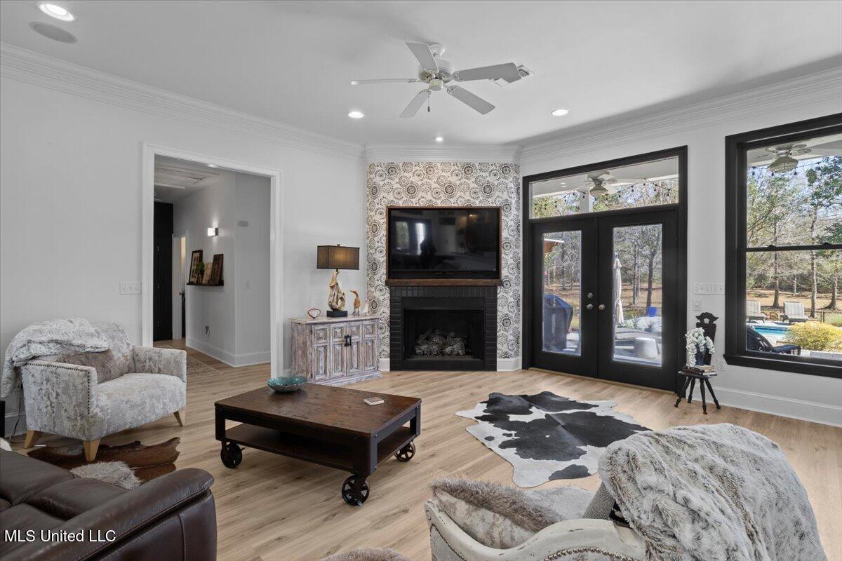 14301 Wolf Run Boulevard
