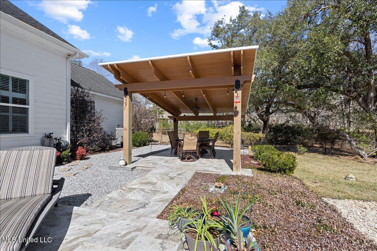 14301 Wolf Run Boulevard
