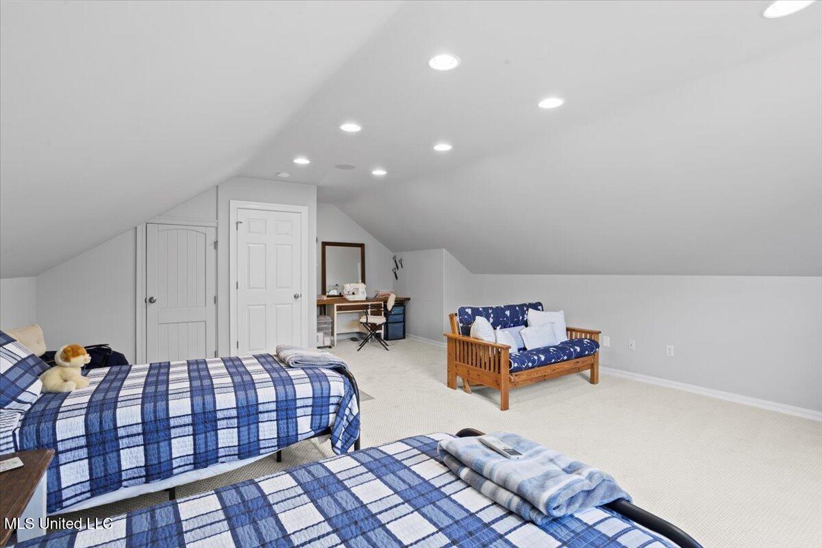 14301 Wolf Run Boulevard