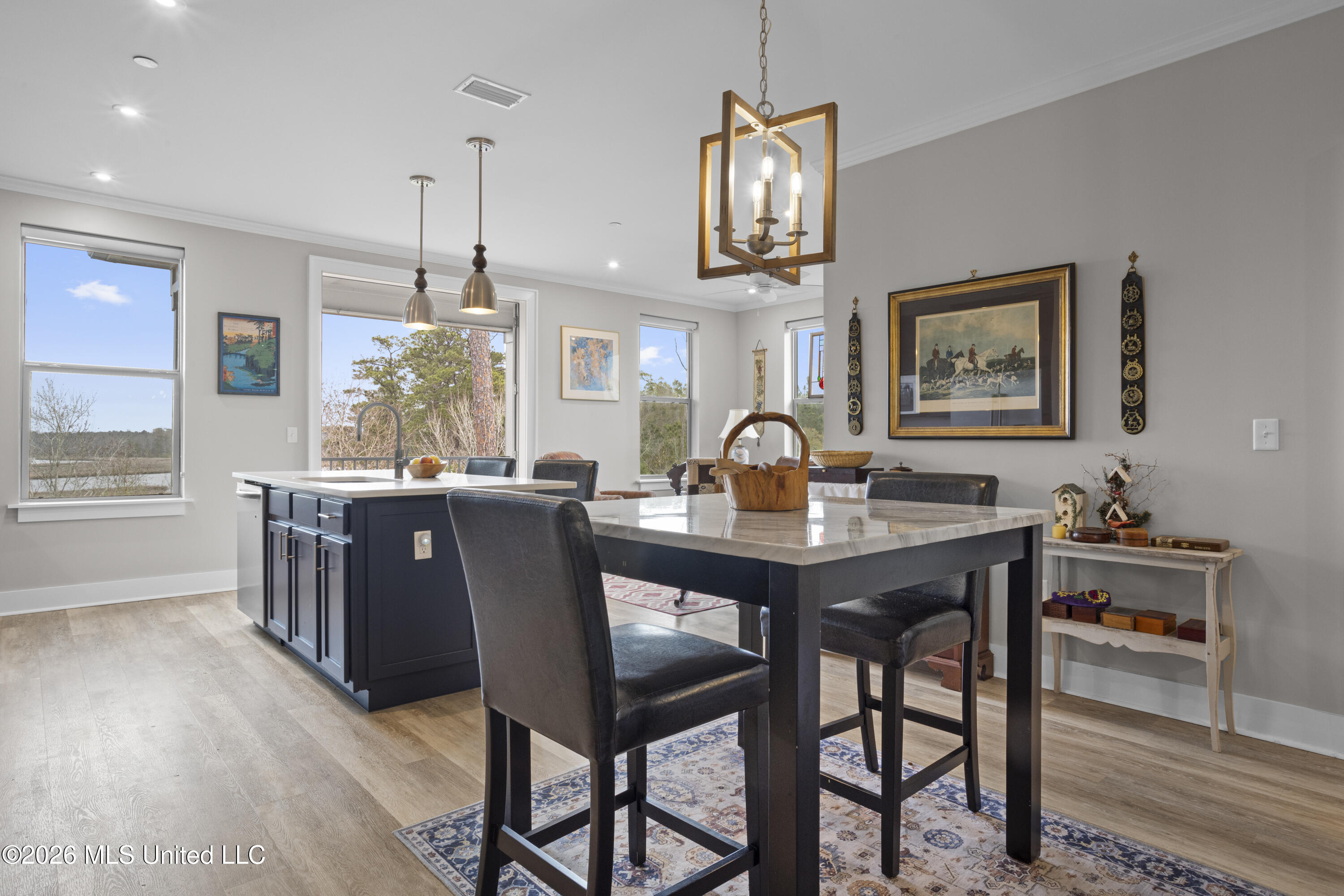 2501 Bienville Boulevard, 237