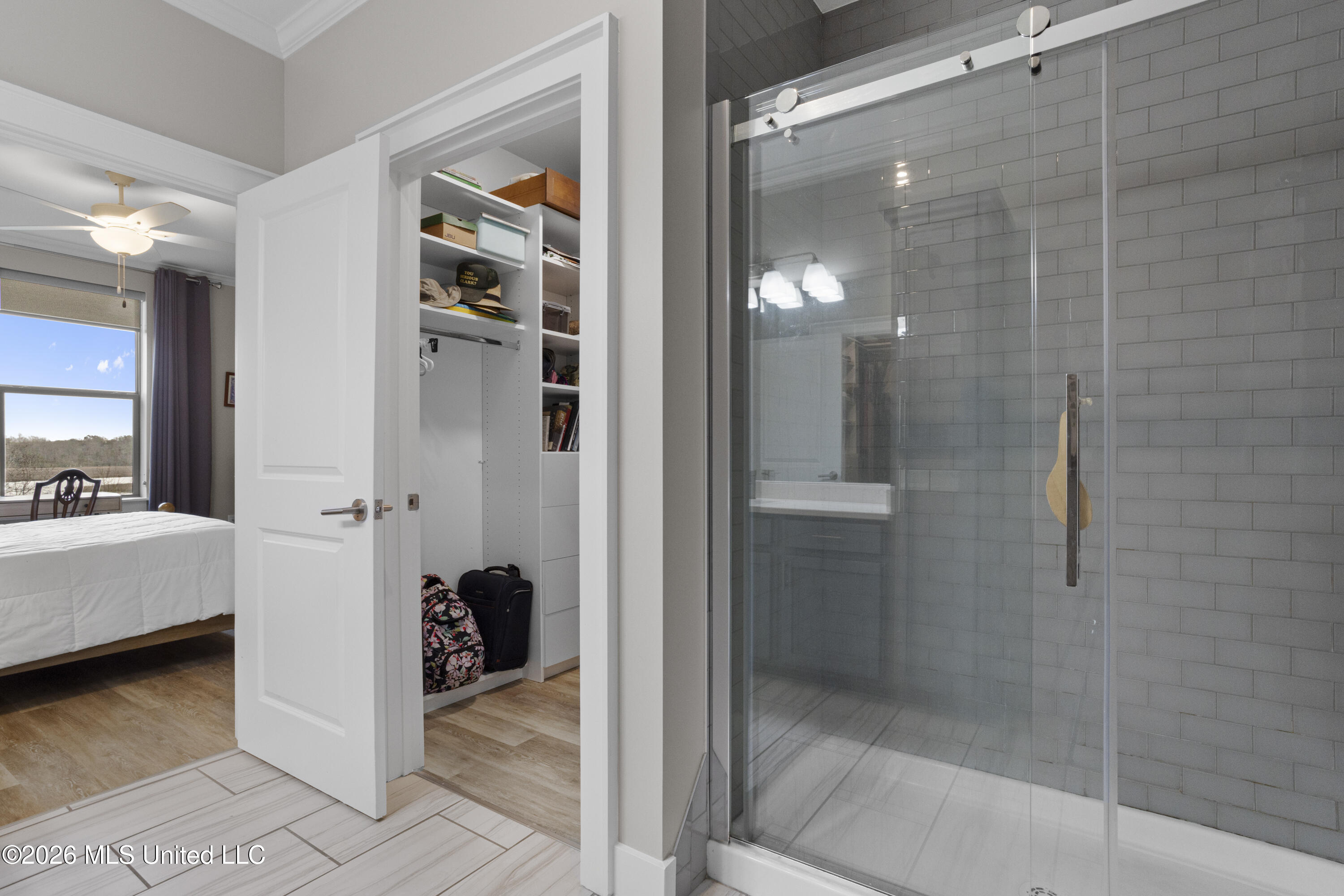 2501 Bienville Boulevard, 237