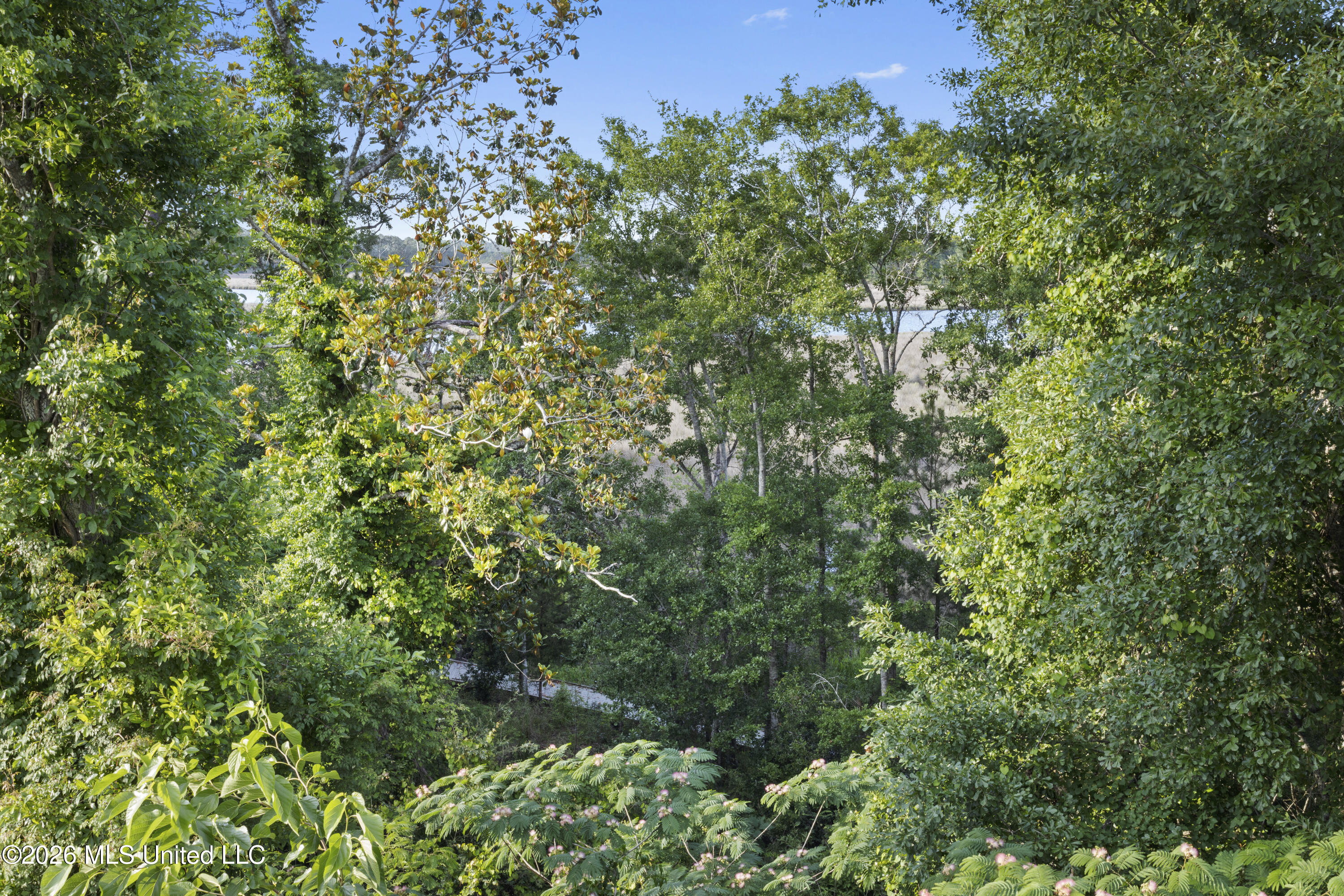 2501 Bienville Boulevard, 237