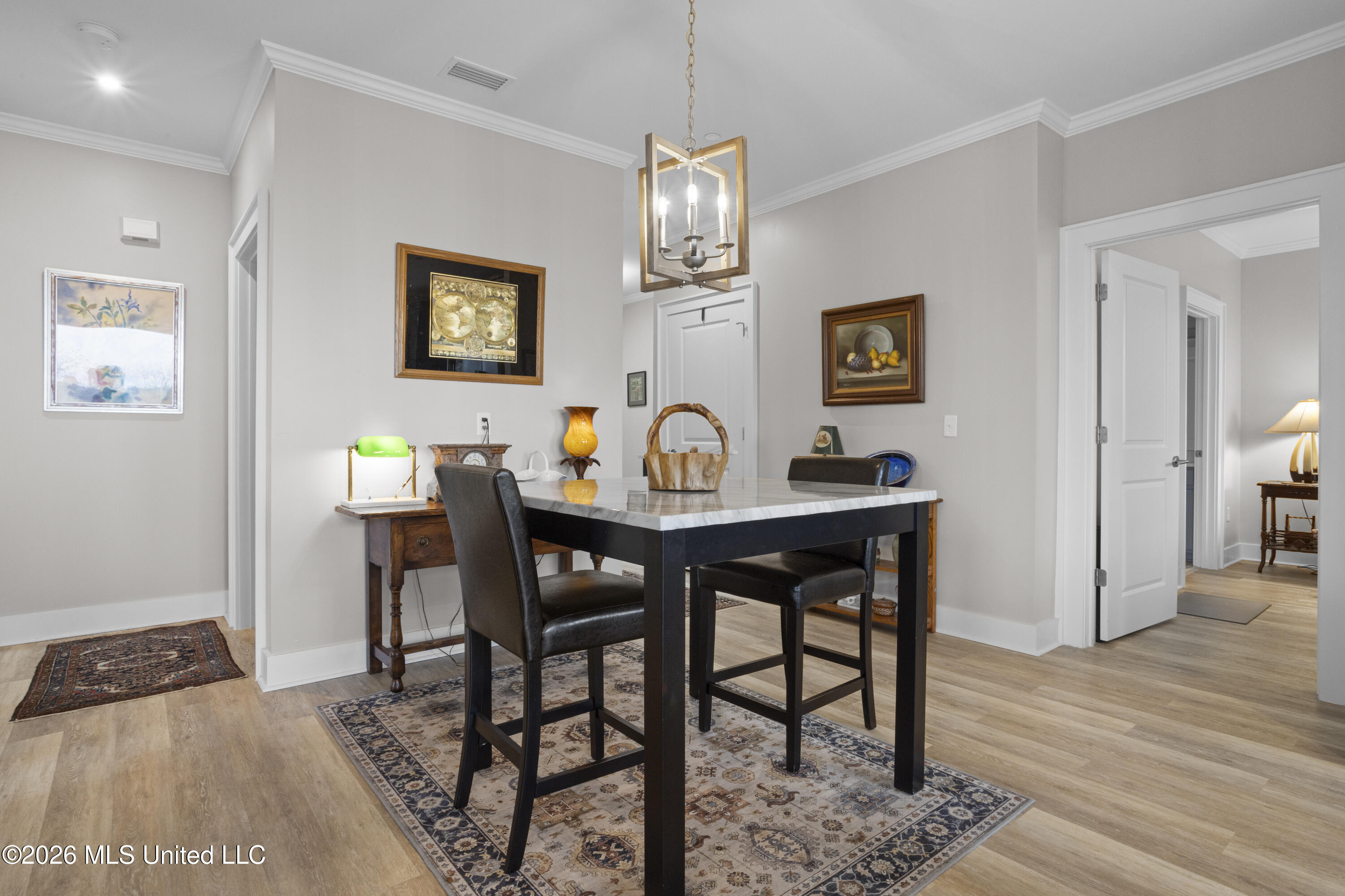 2501 Bienville Boulevard, 237