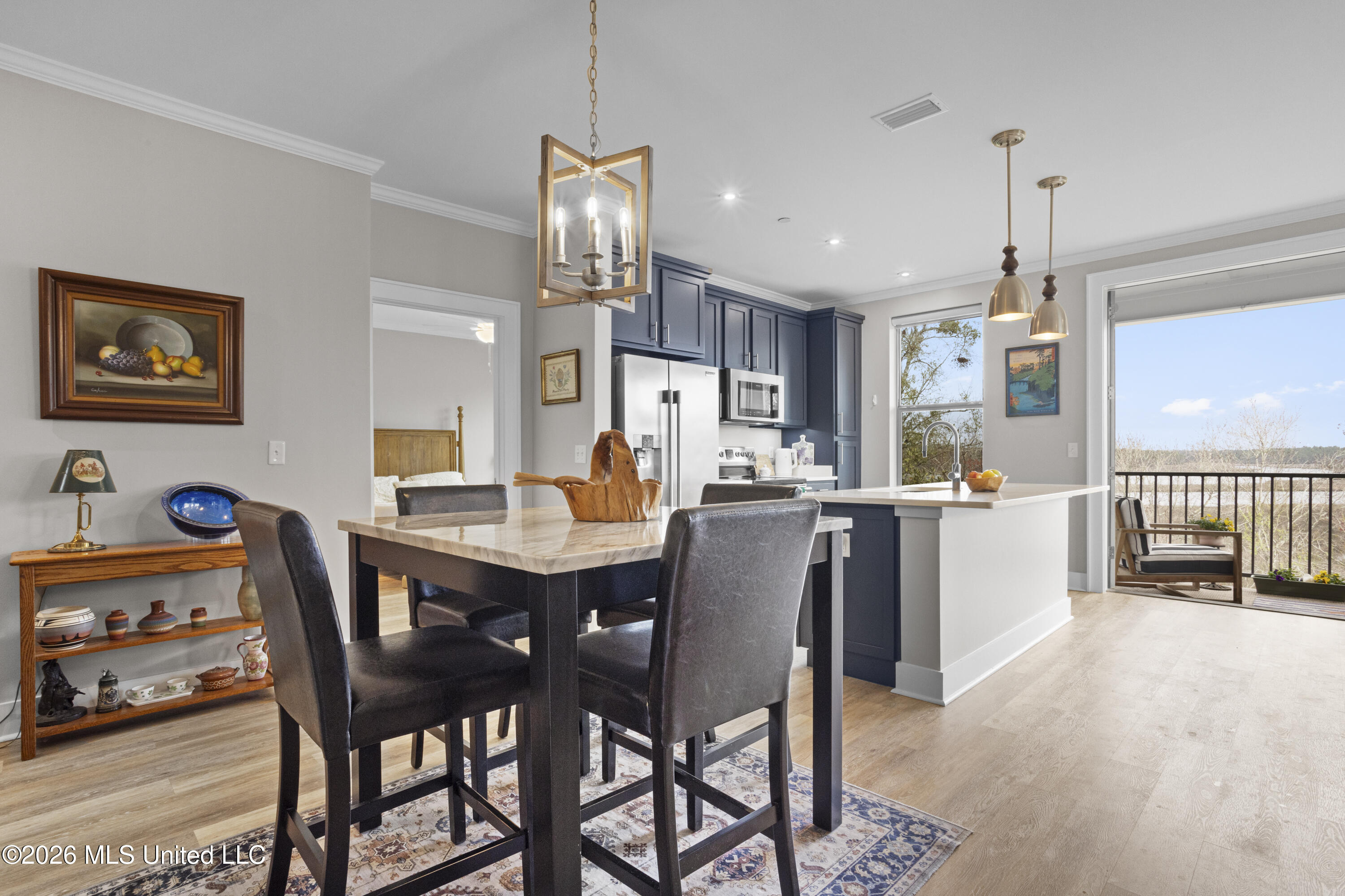 2501 Bienville Boulevard, 237