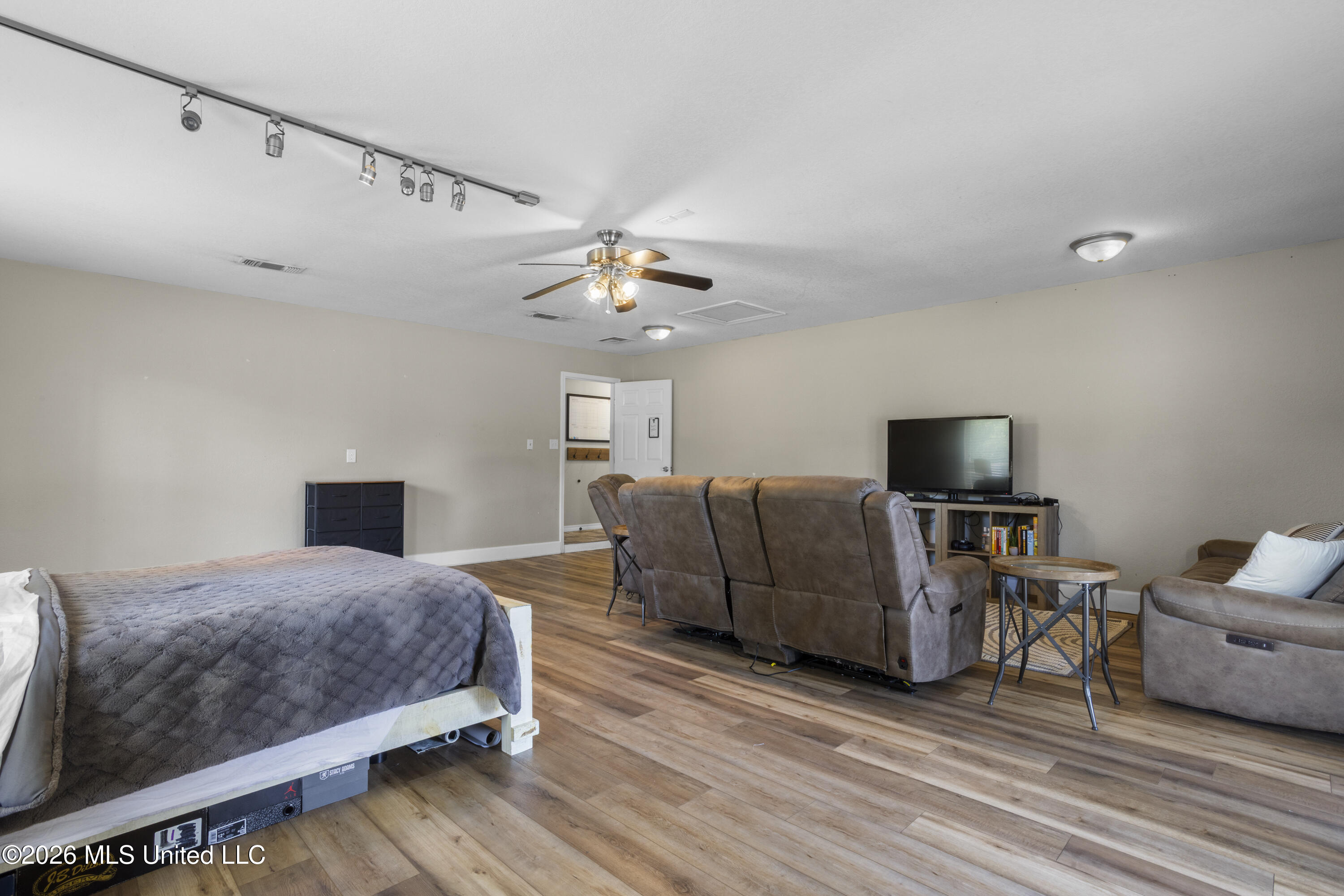 13394 W Echo Drive