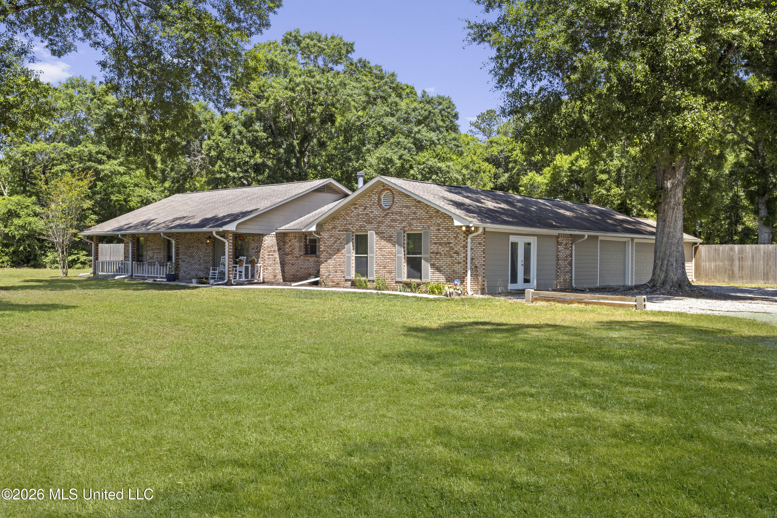 13394 W Echo Drive