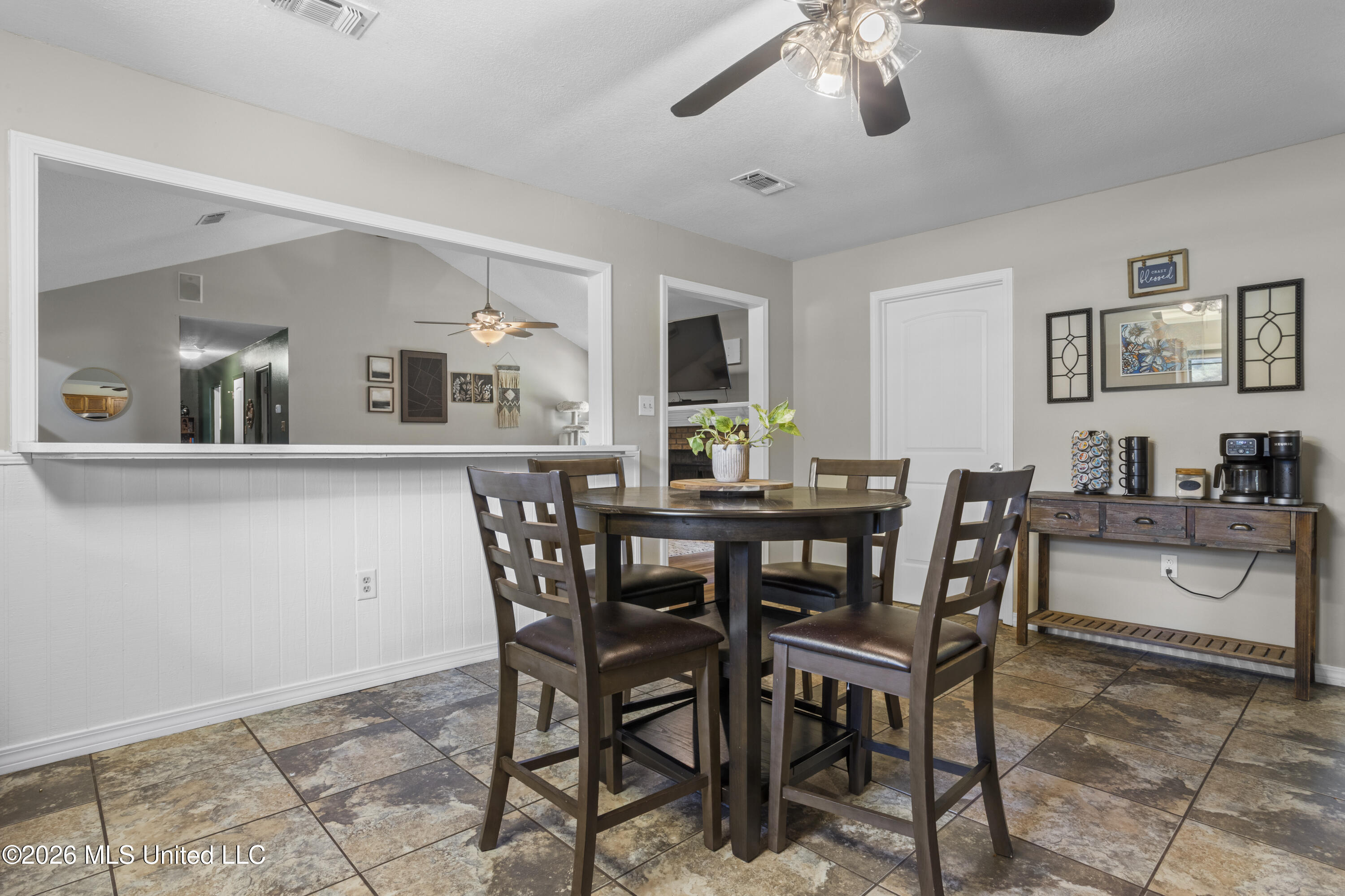 13394 W Echo Drive