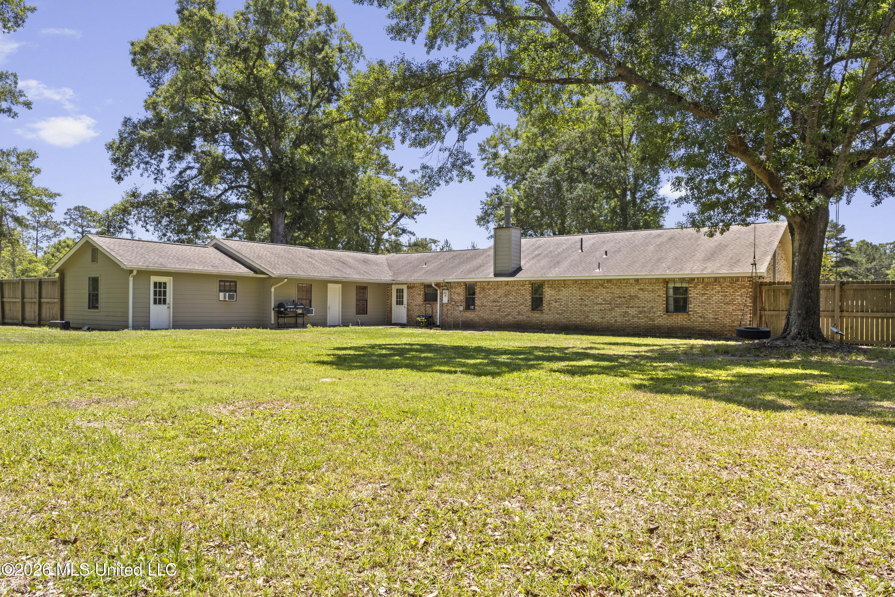 13394 W Echo Drive
