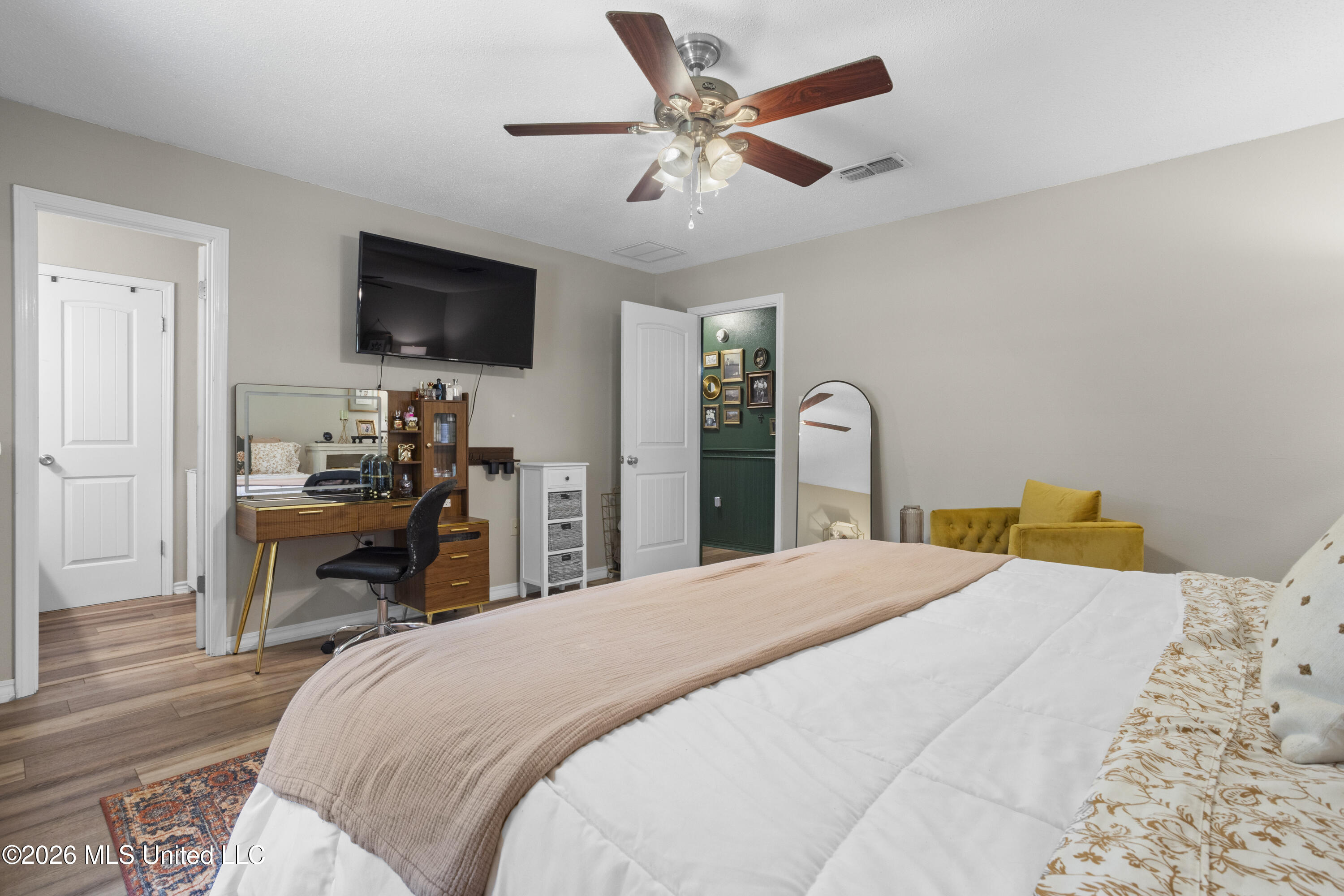 13394 W Echo Drive