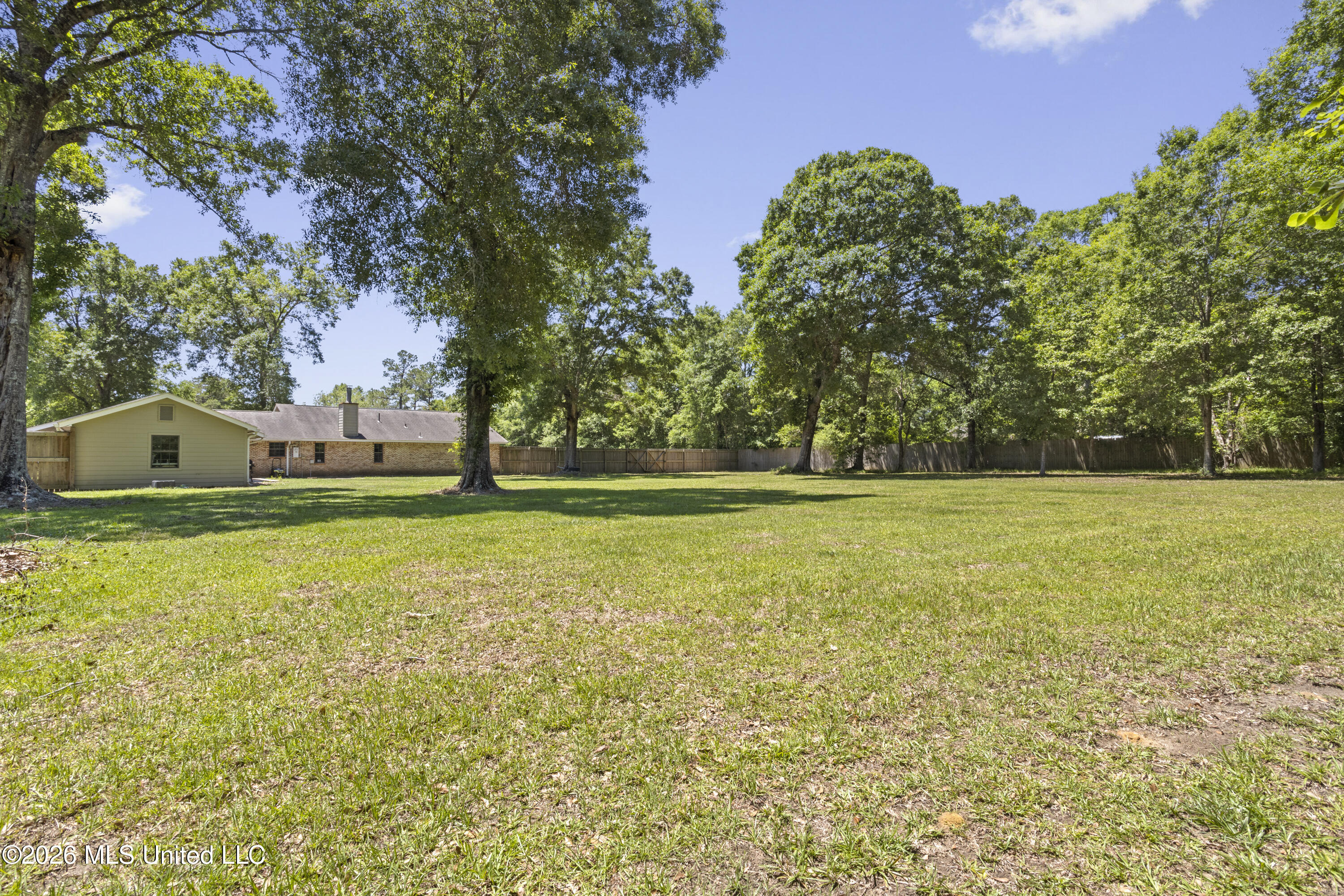 13394 W Echo Drive