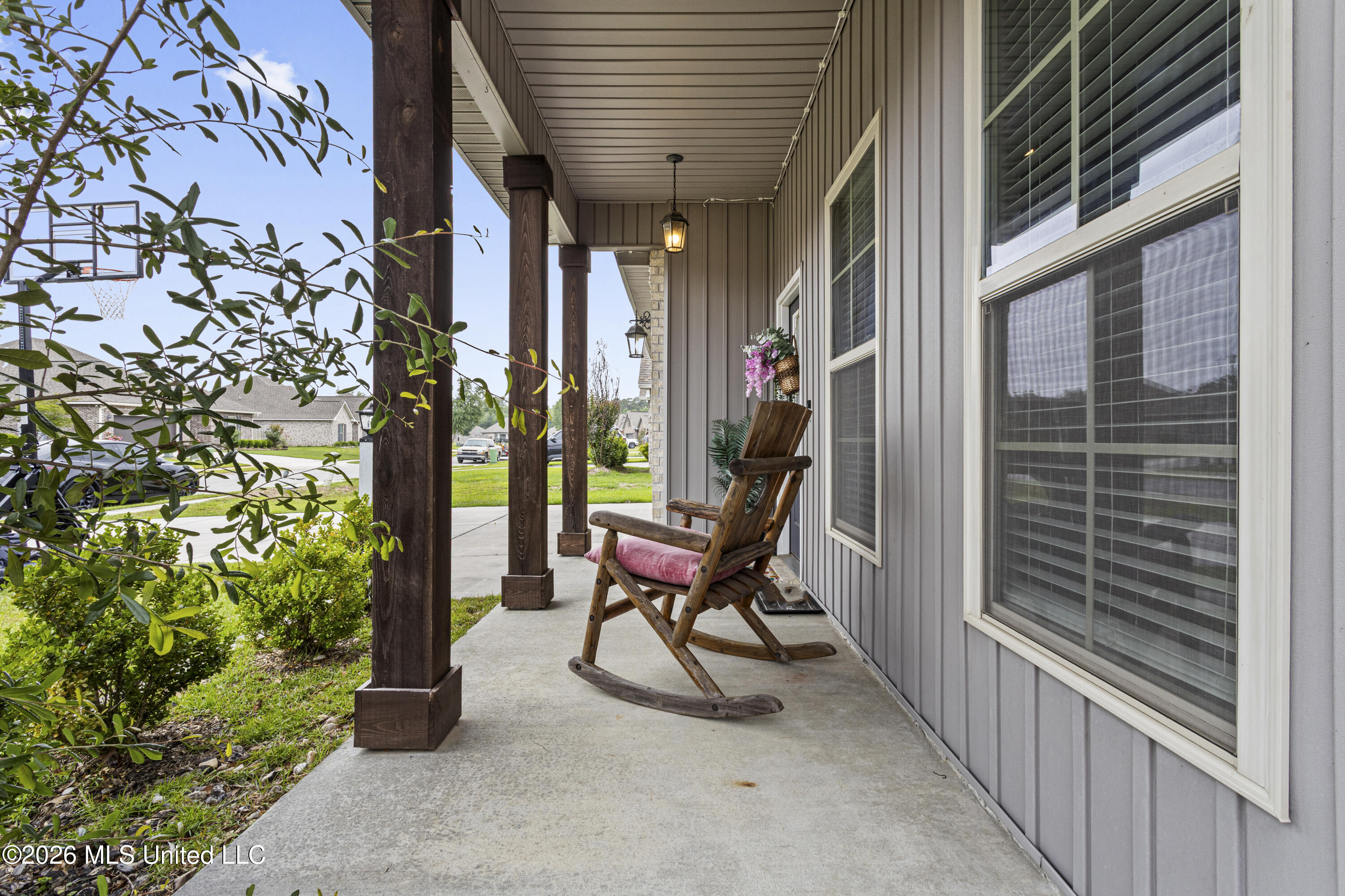 13216 W Jackson Lee Drive