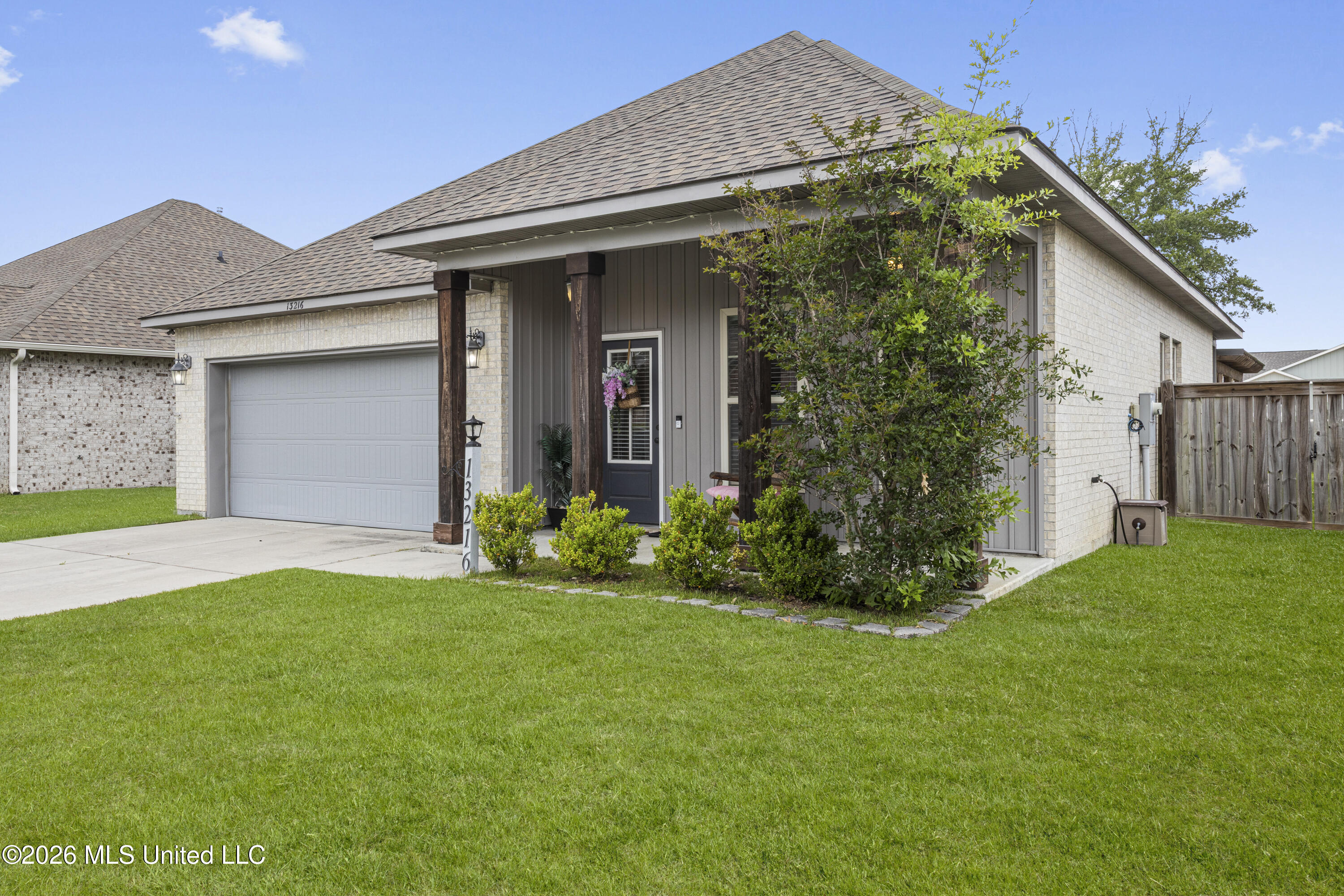 13216 W Jackson Lee Drive