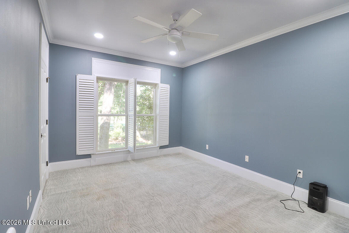 7388 Live Oak Way