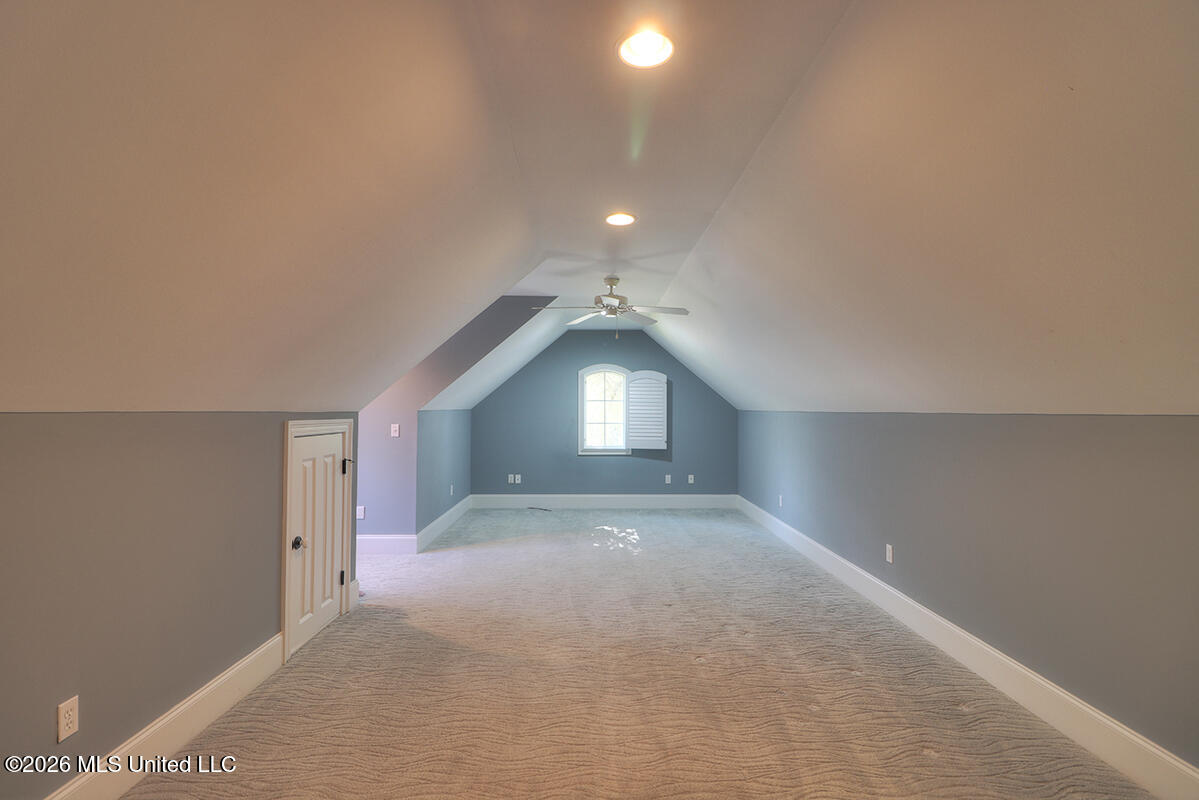 7388 Live Oak Way
