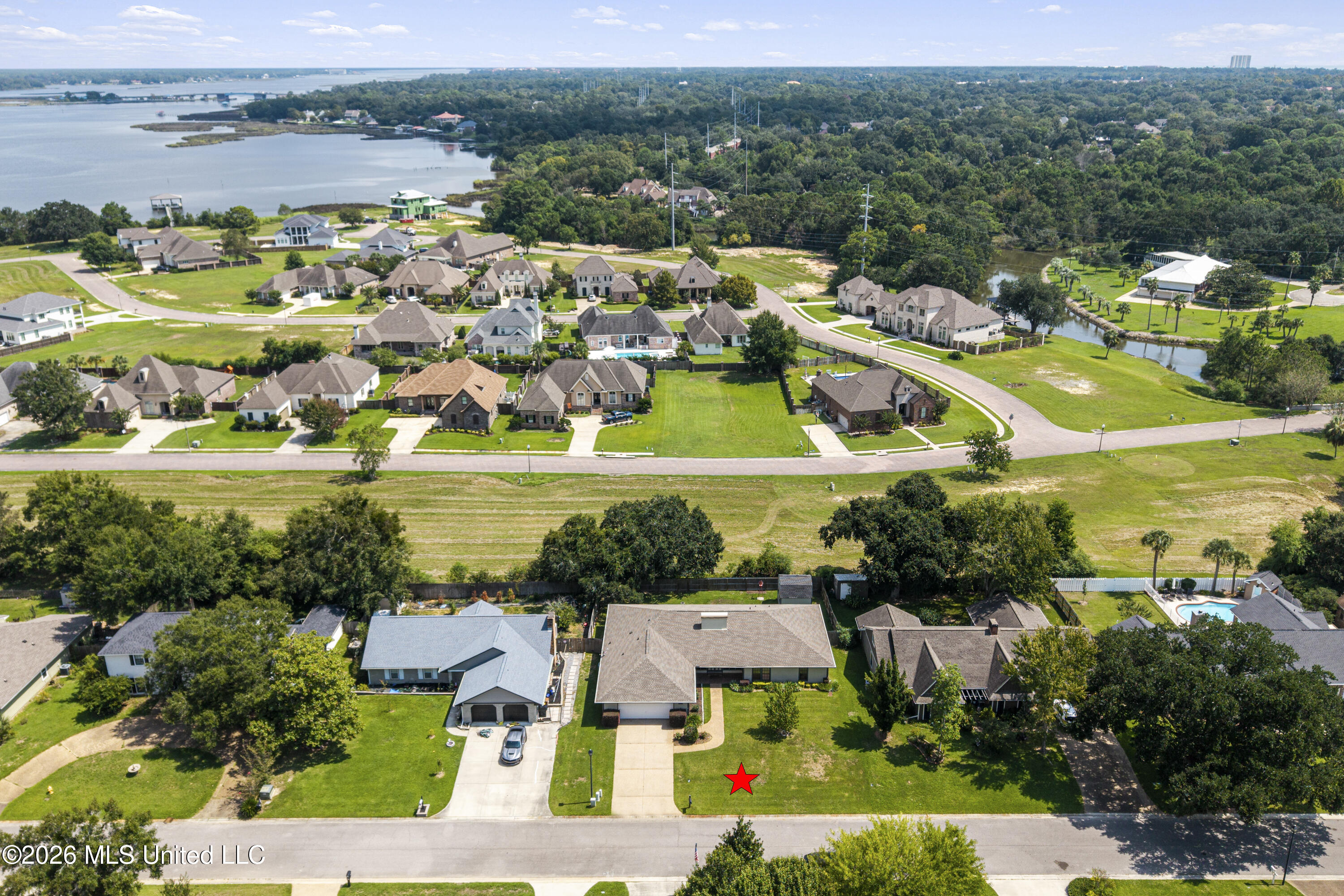 428 Cove Drive