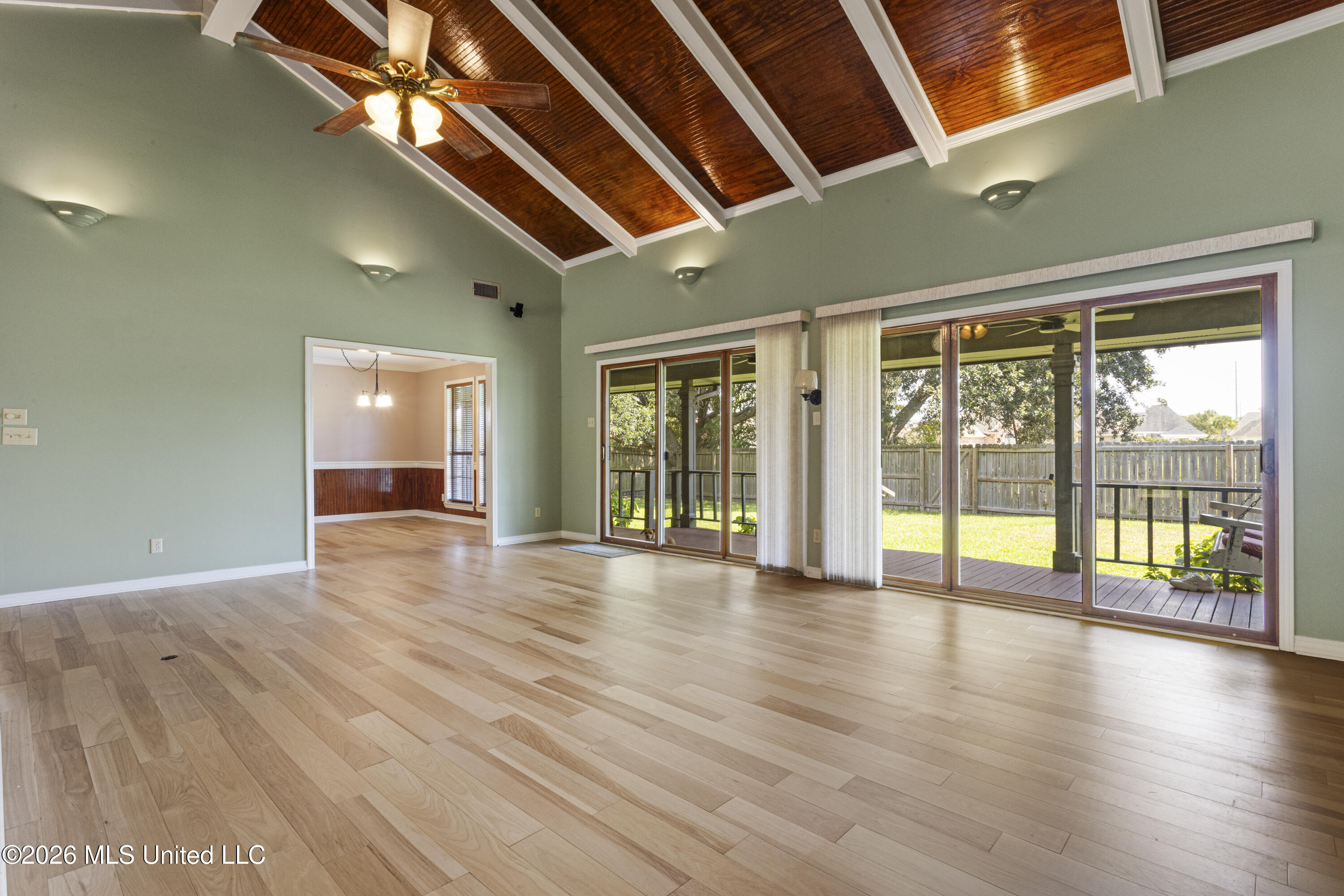 428 Cove Drive