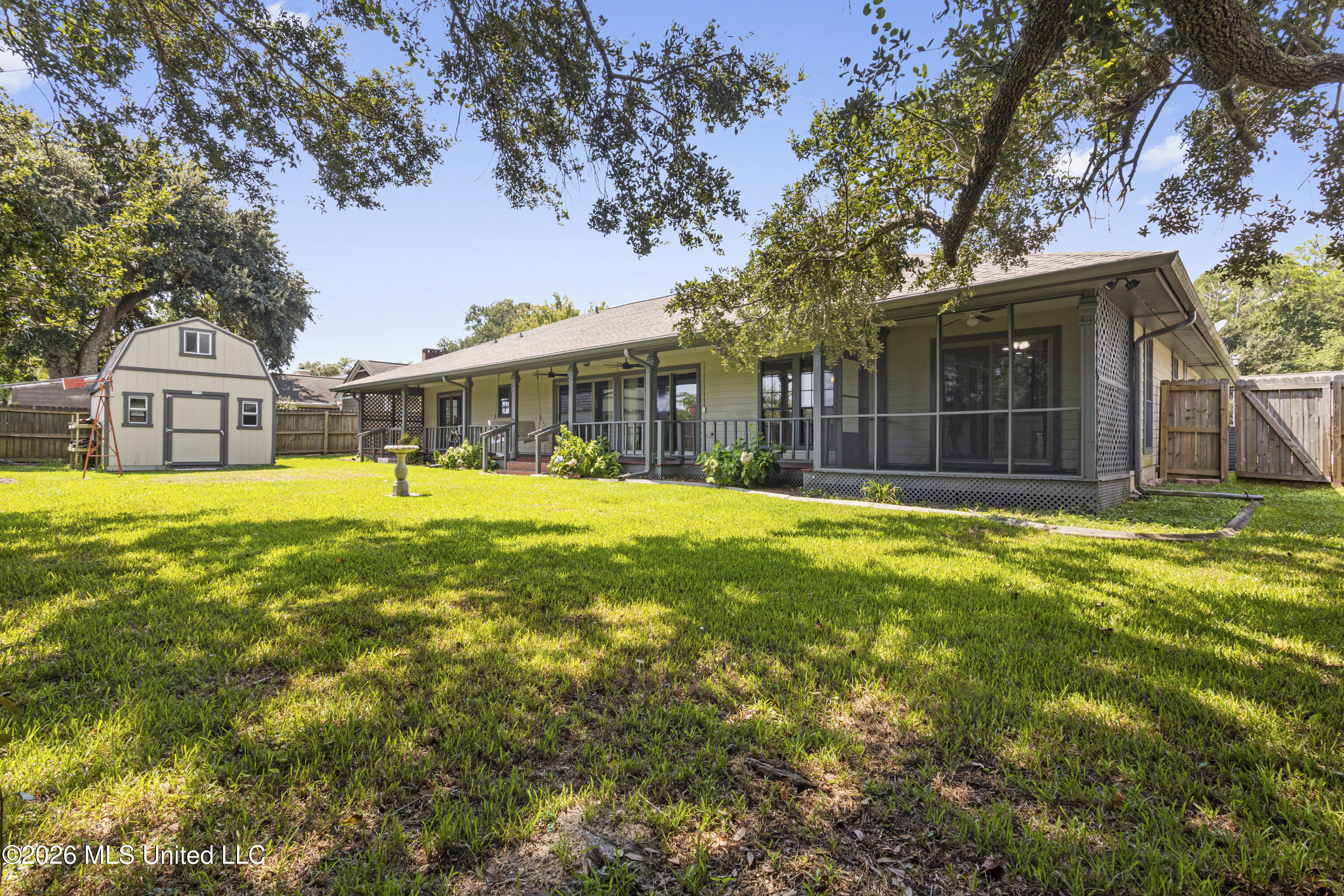 428 Cove Drive