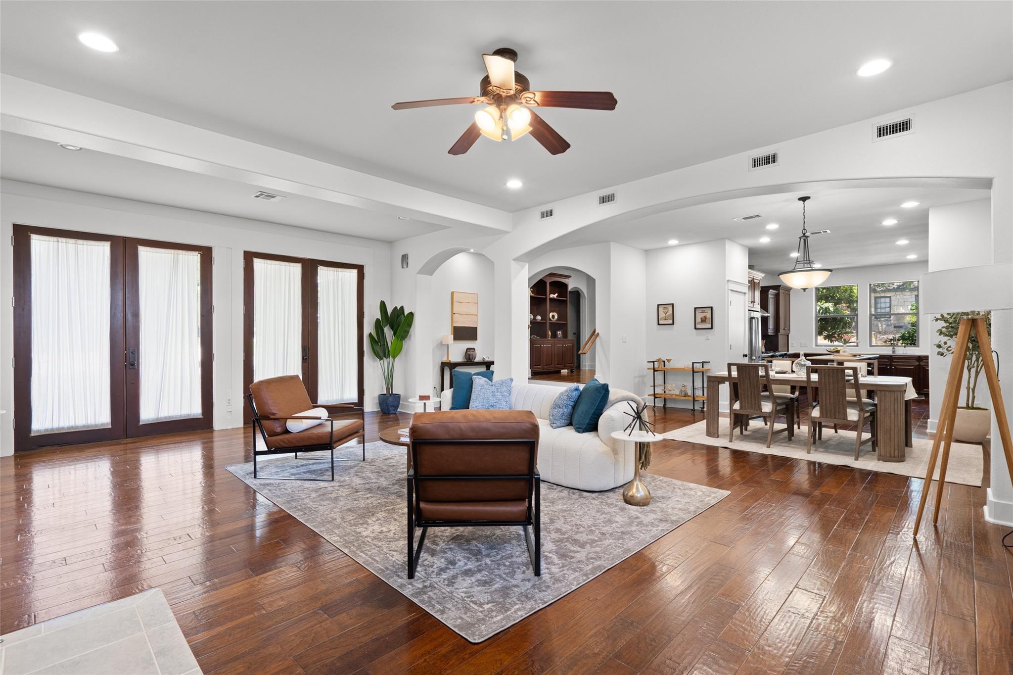 1411 Burford PL