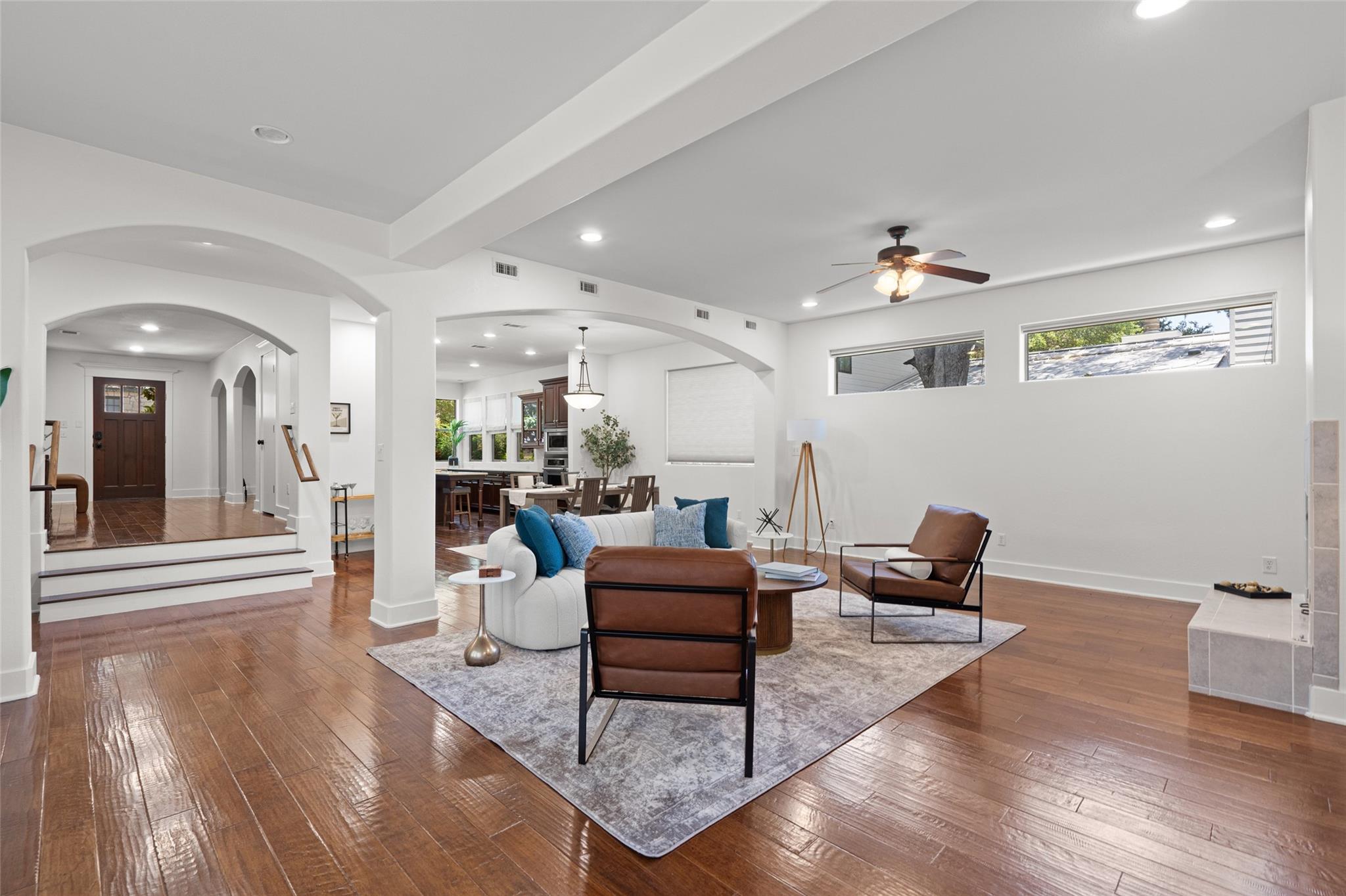 1411 Burford PL