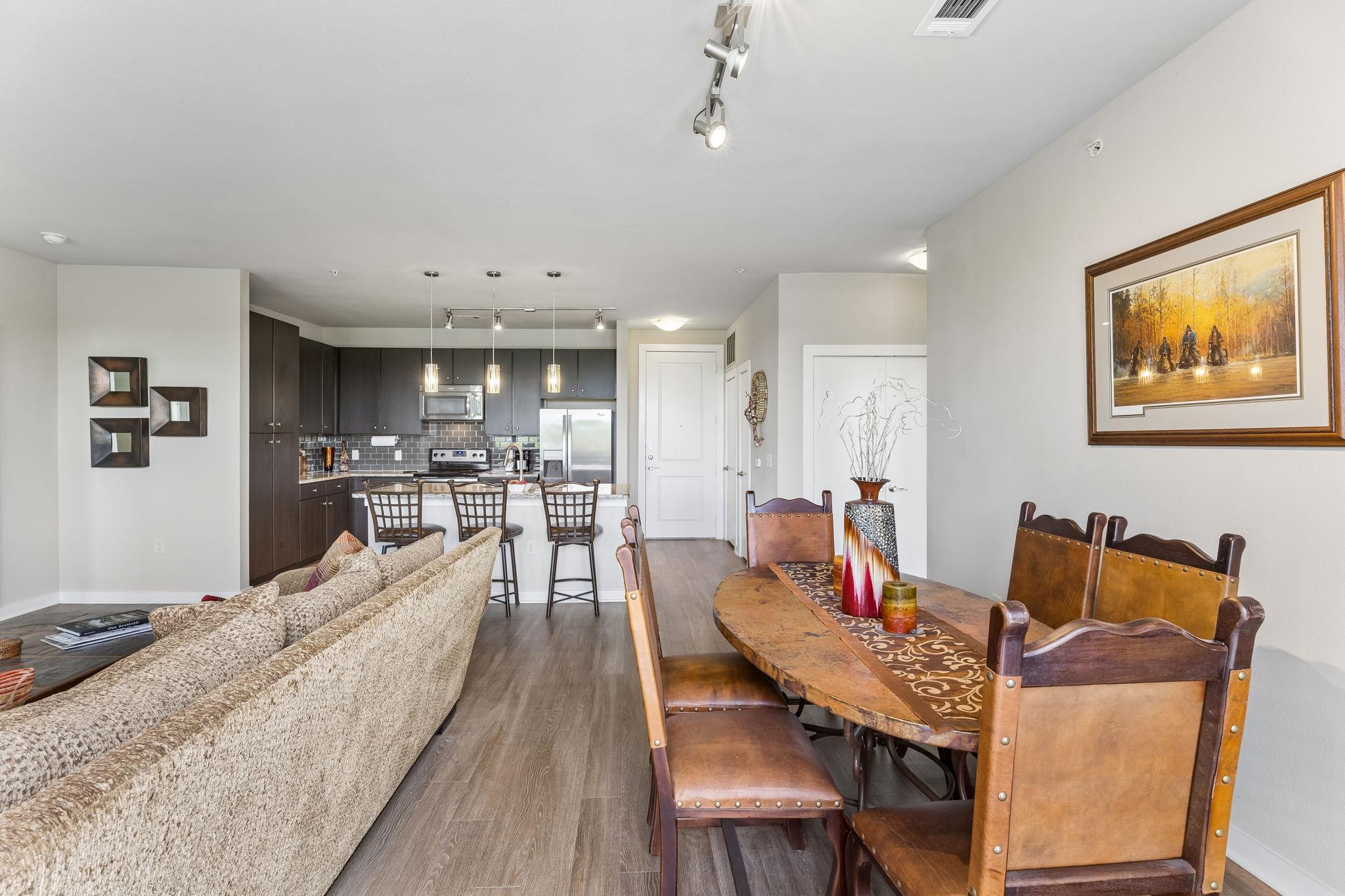 1900 Barton Springs RD # 5032