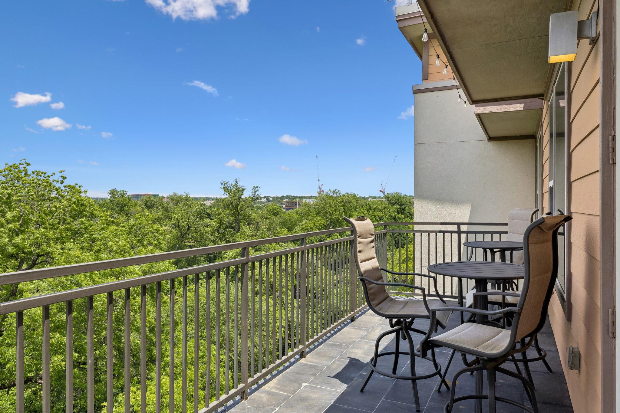 1900 Barton Springs RD # 5032