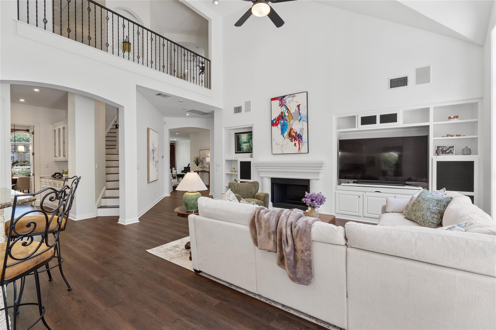 4313 Rio Robles DR