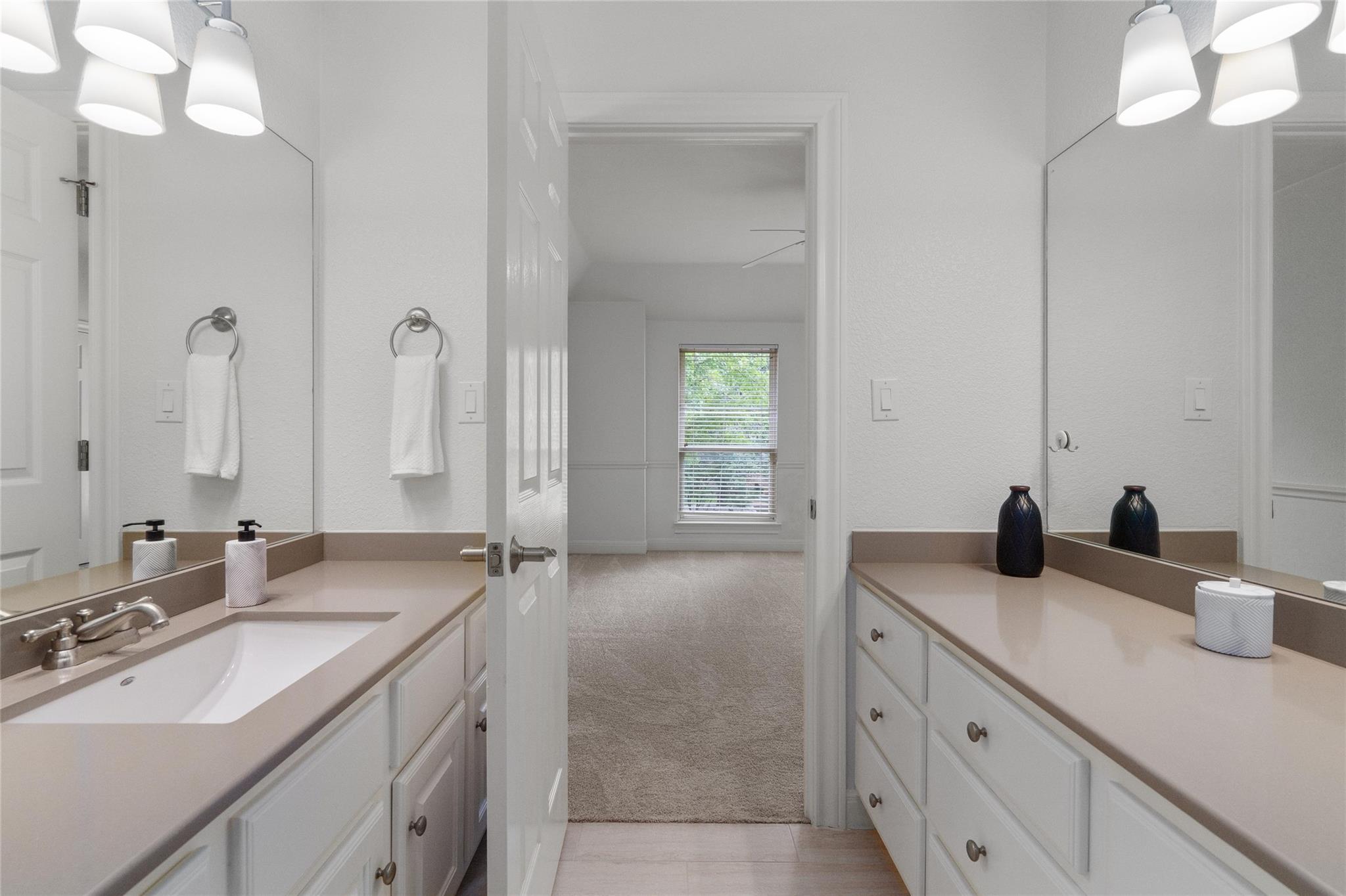 4313 Rio Robles DR