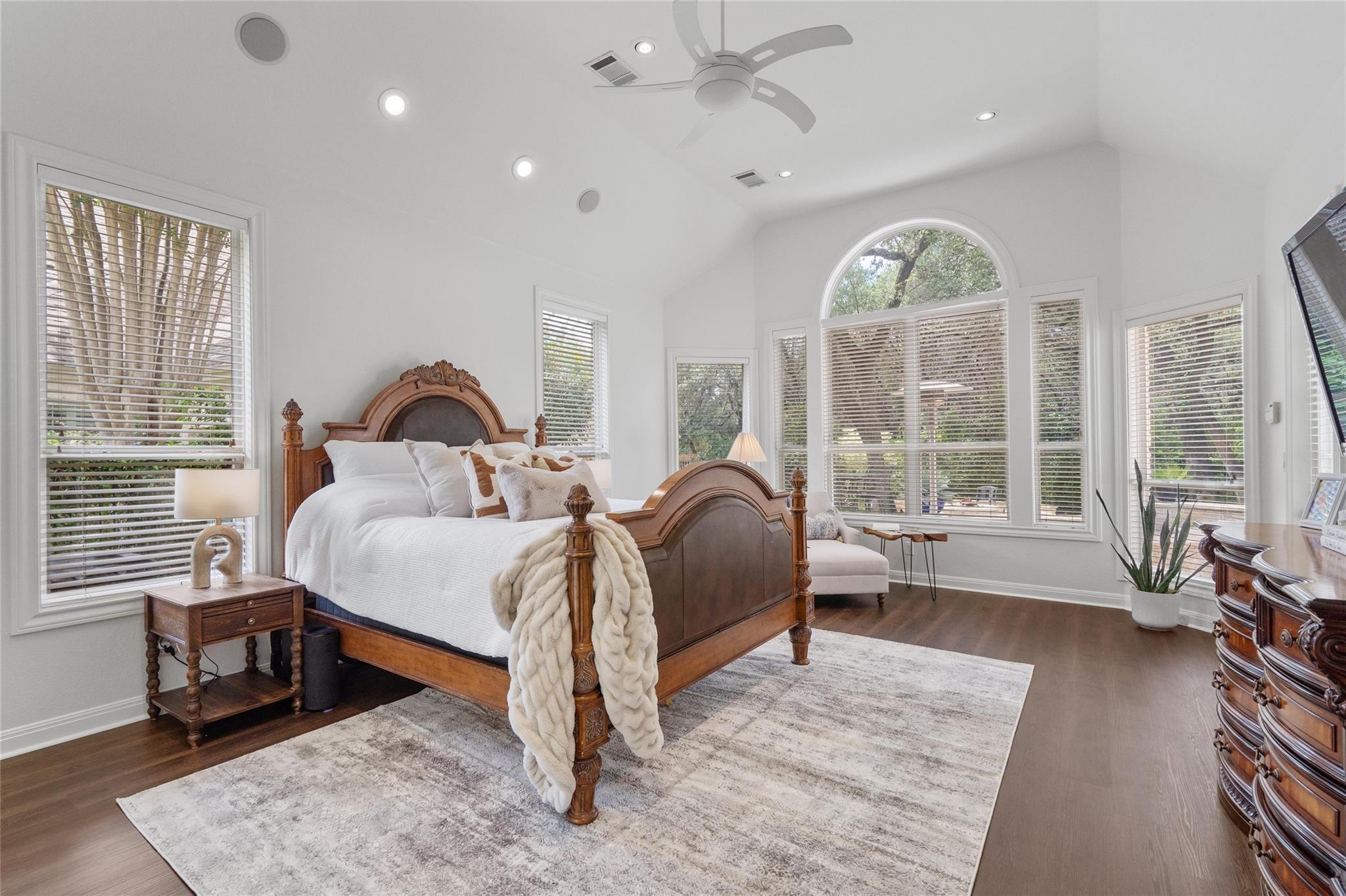 4313 Rio Robles DR