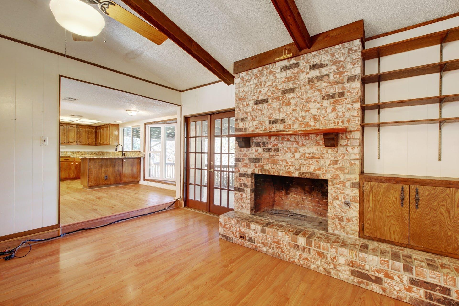 2306 Forest Bend DR
